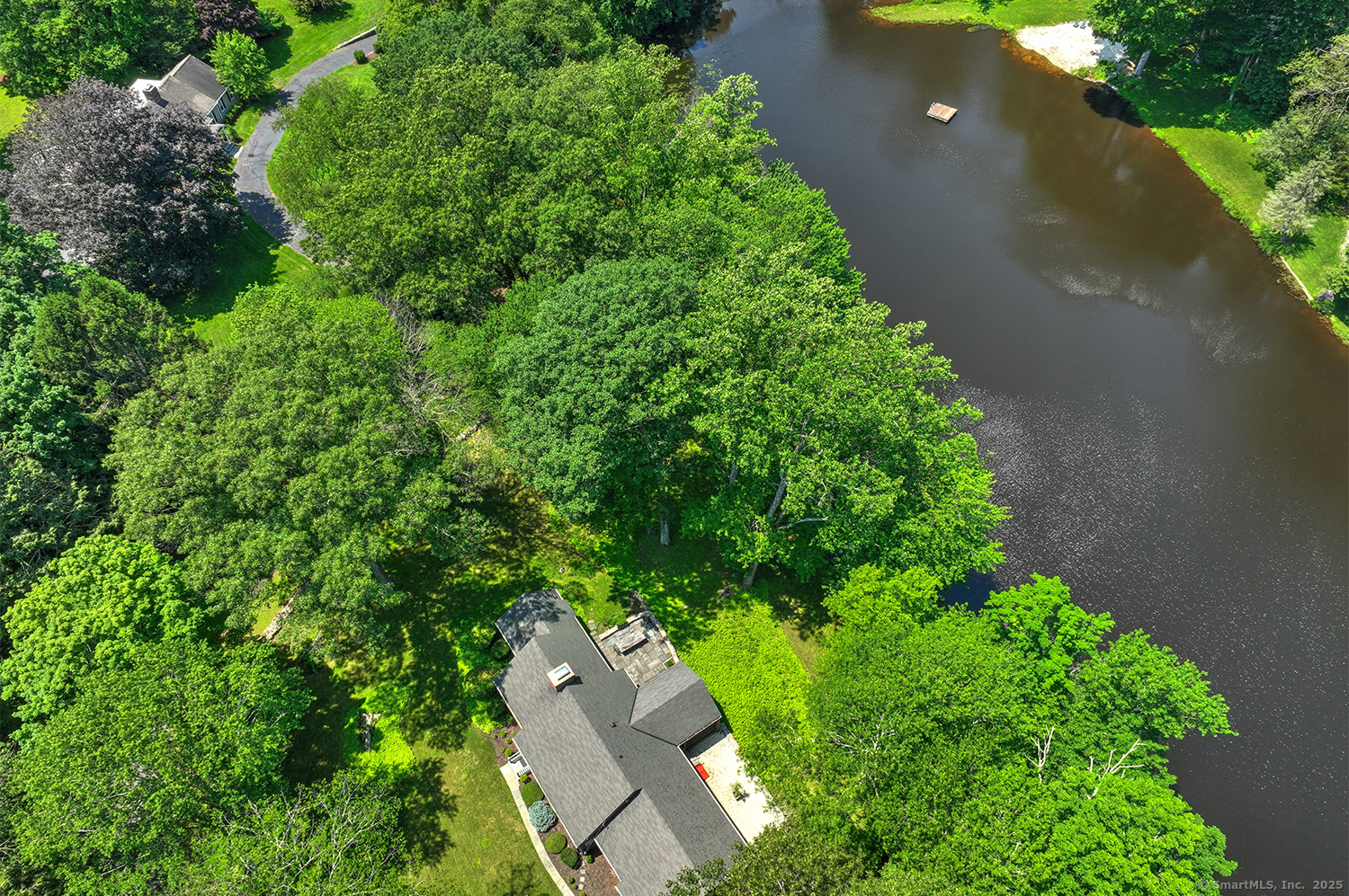 50 Pond Road