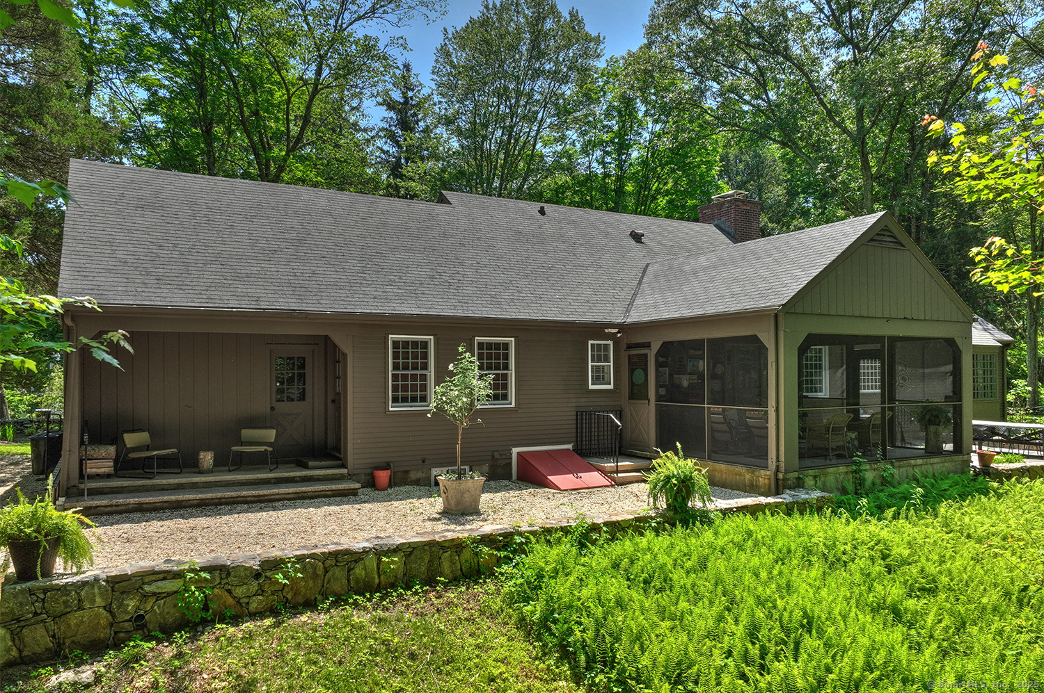 50 Pond Road