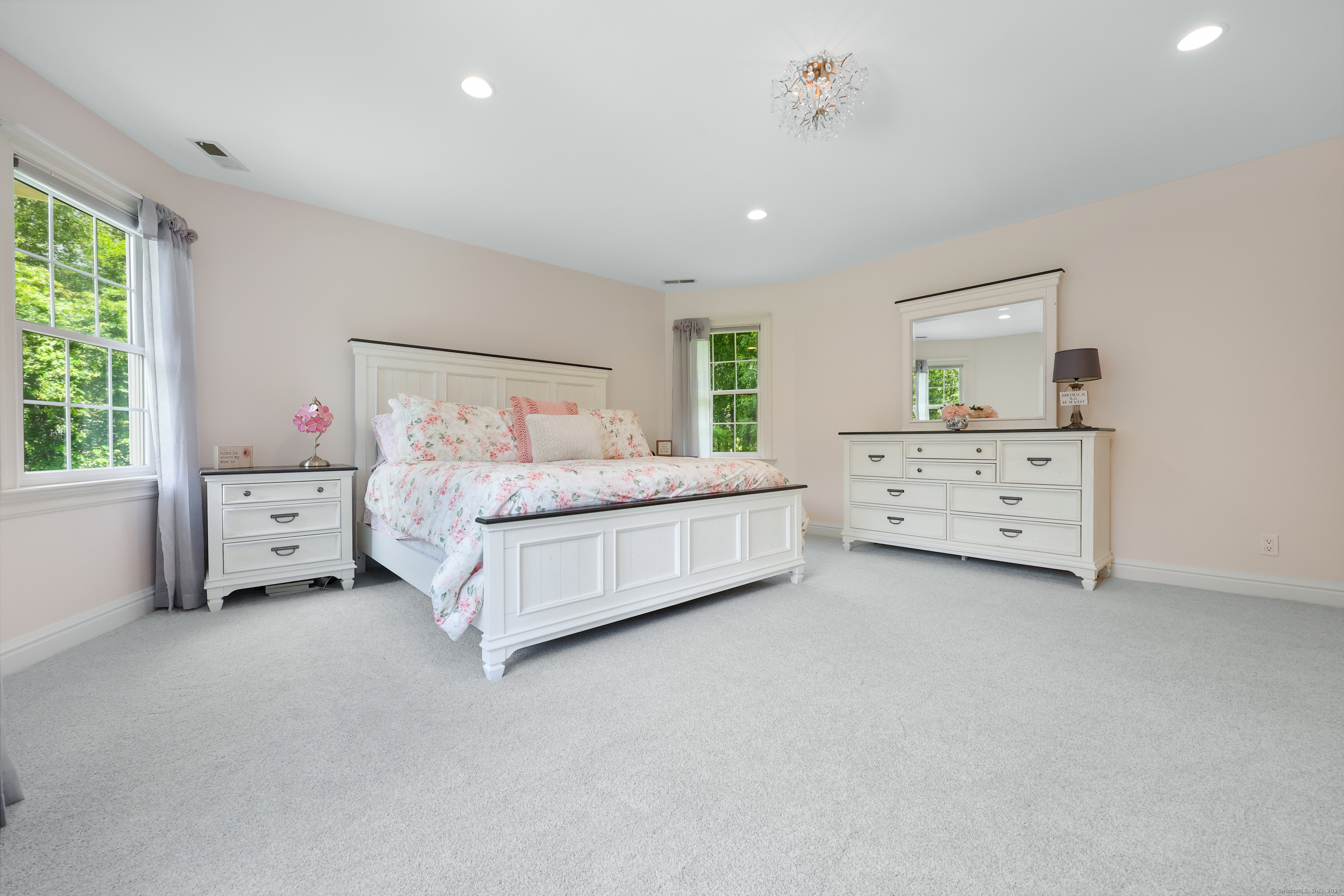28 Sunnyview Drive