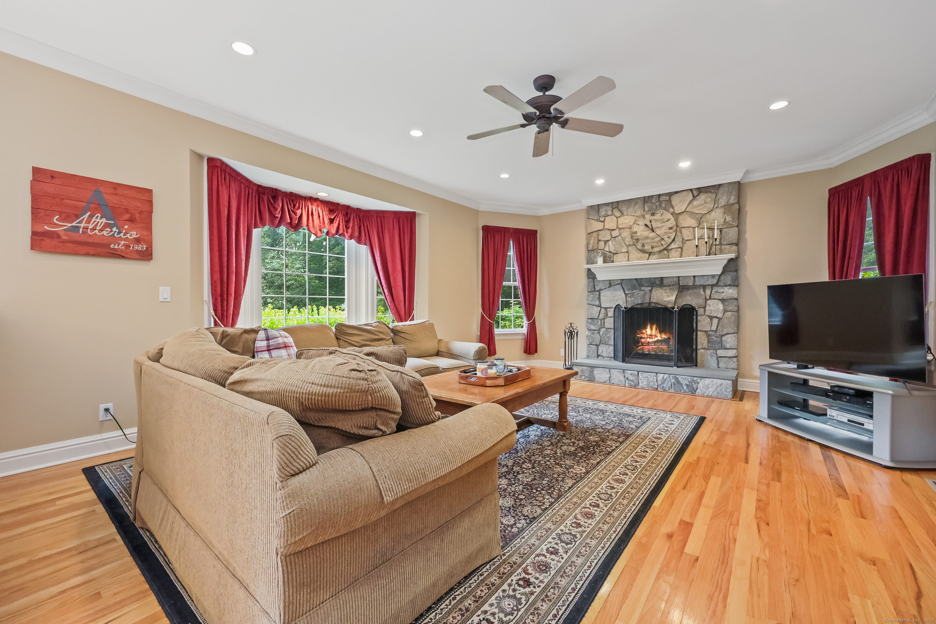 28 Sunnyview Drive