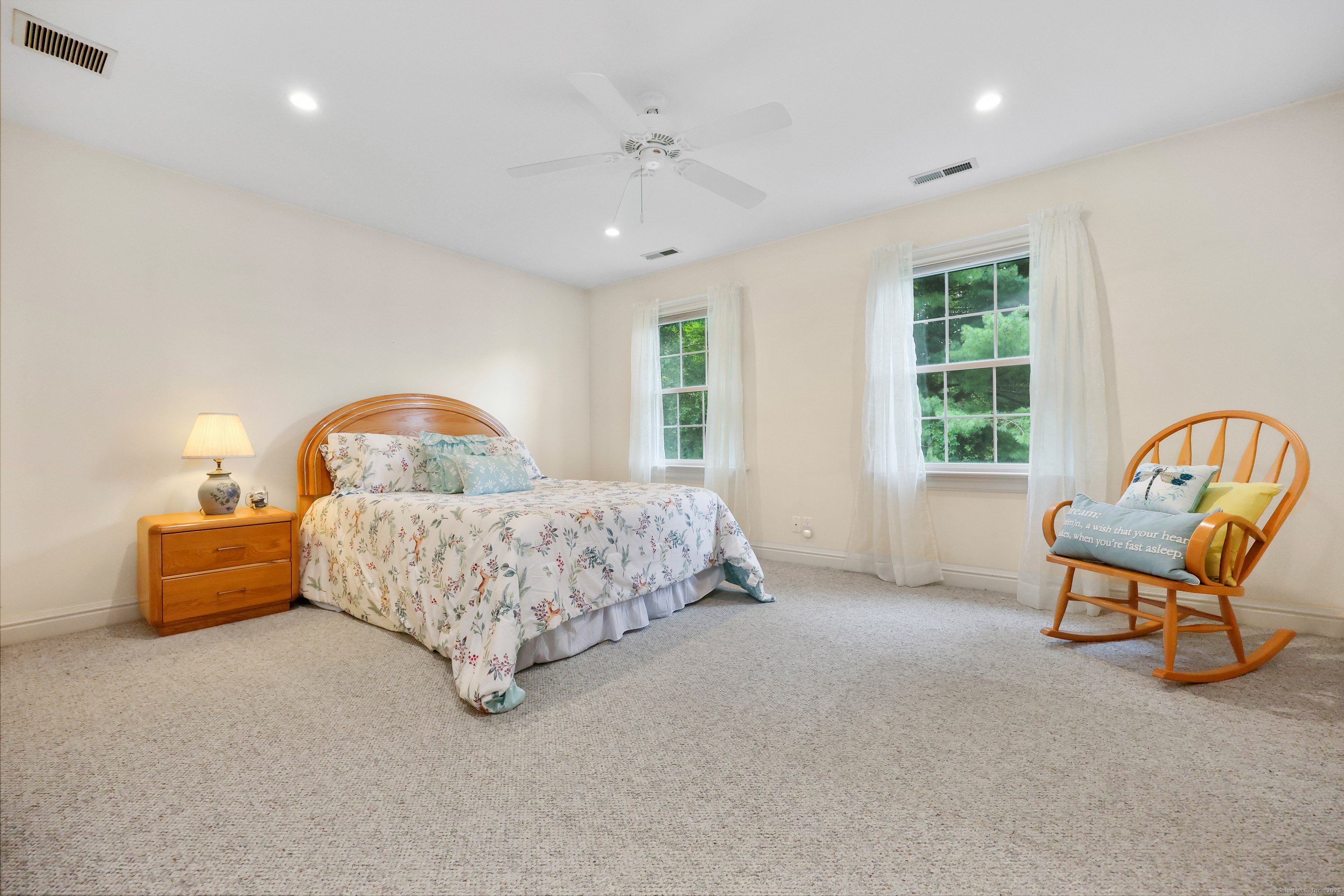 28 Sunnyview Drive
