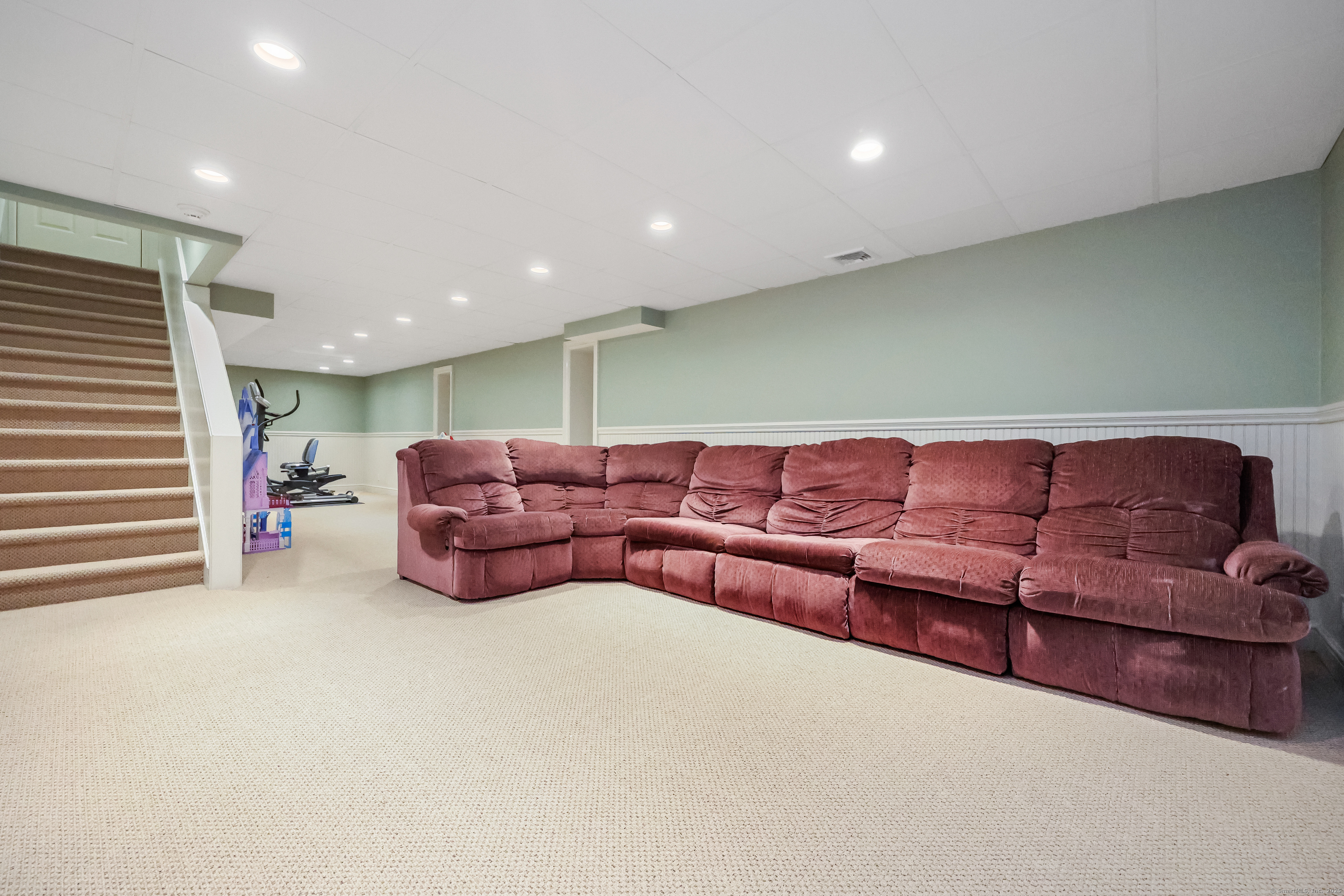 28 Sunnyview Drive