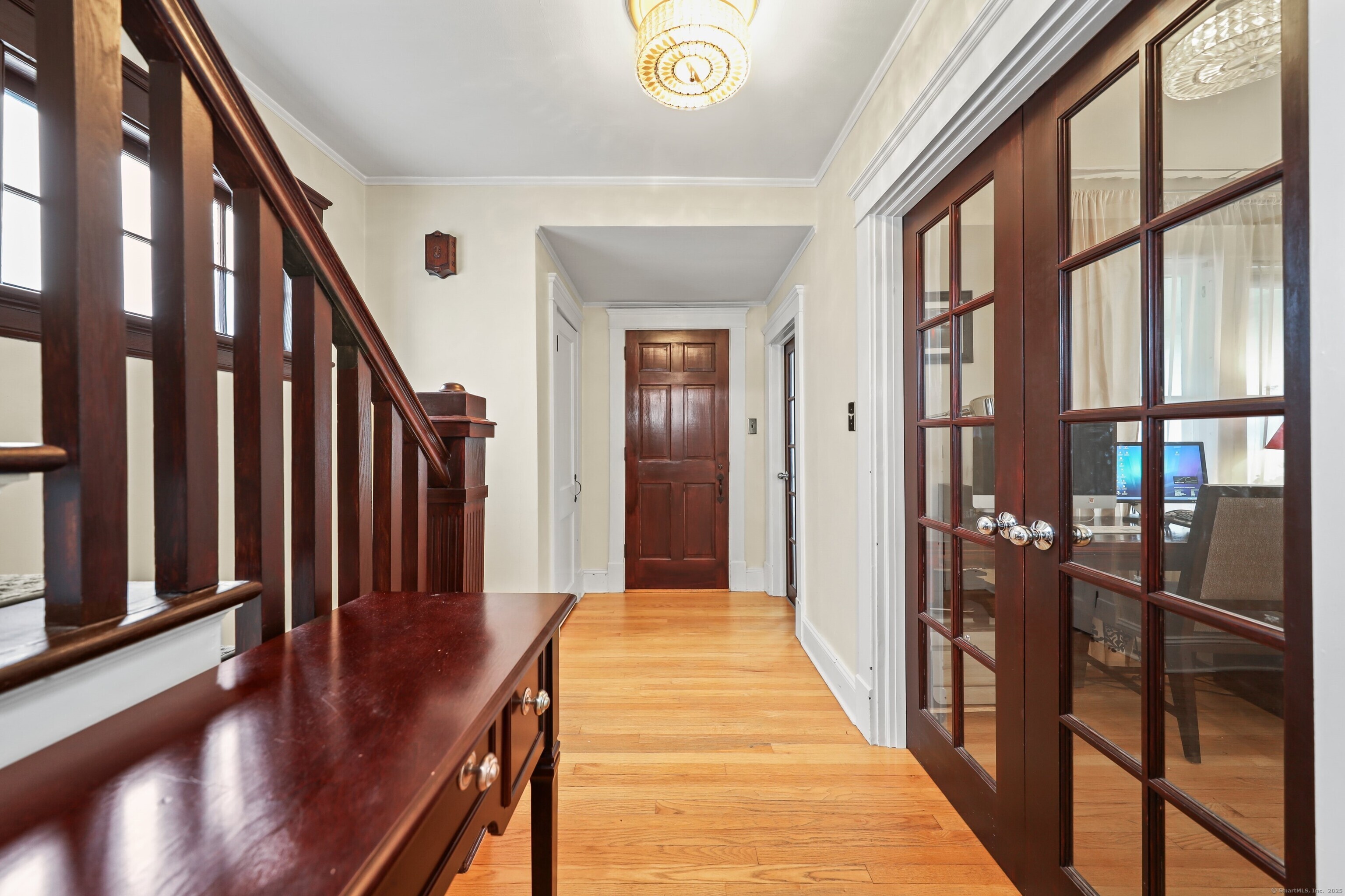 54 Woodlawn Avenue