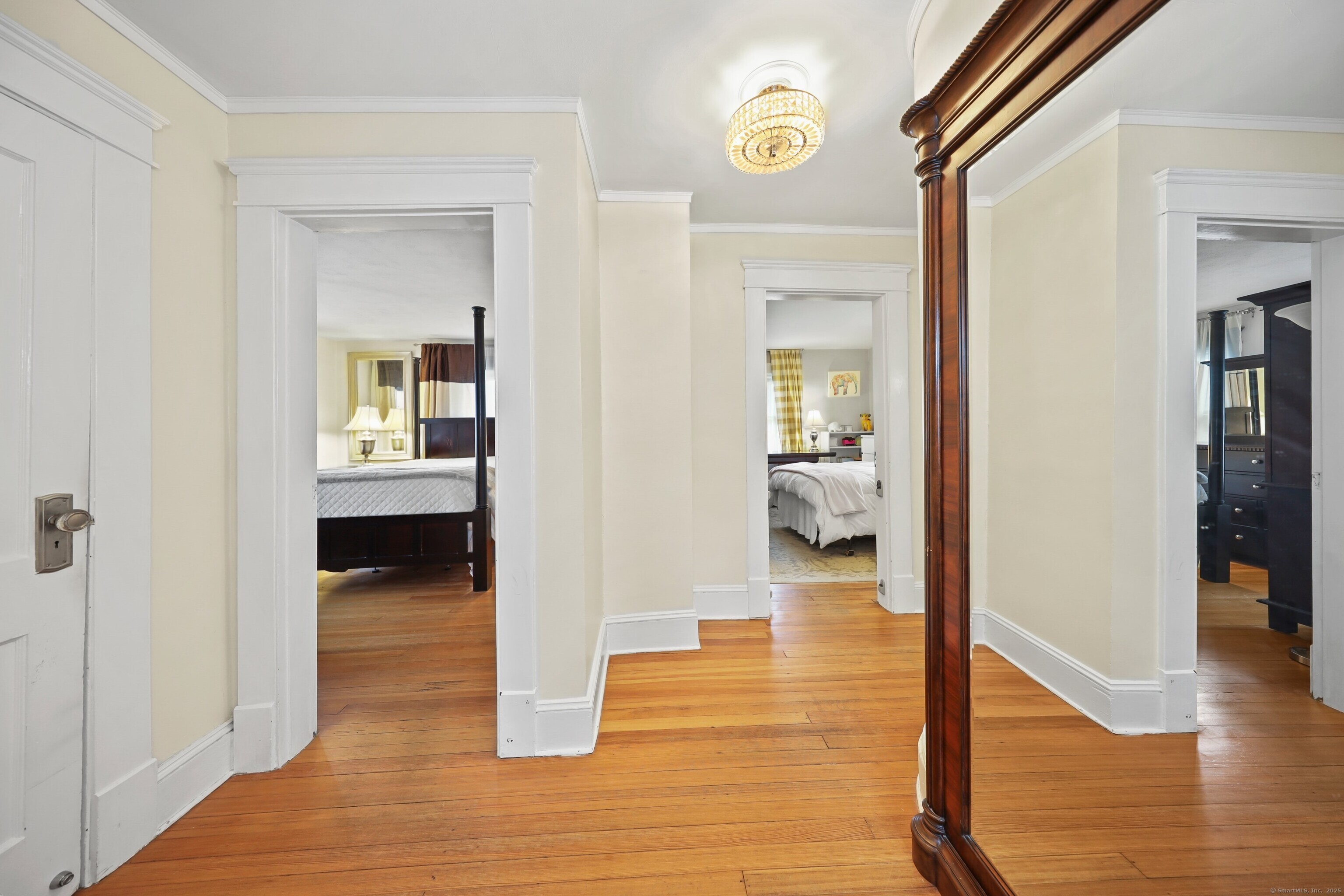 54 Woodlawn Avenue