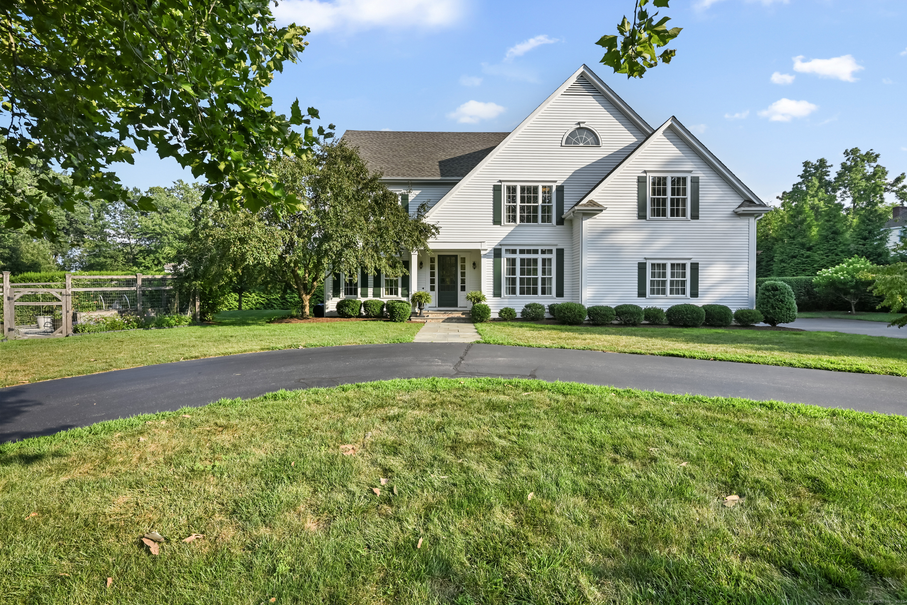 4 Golf View Drive