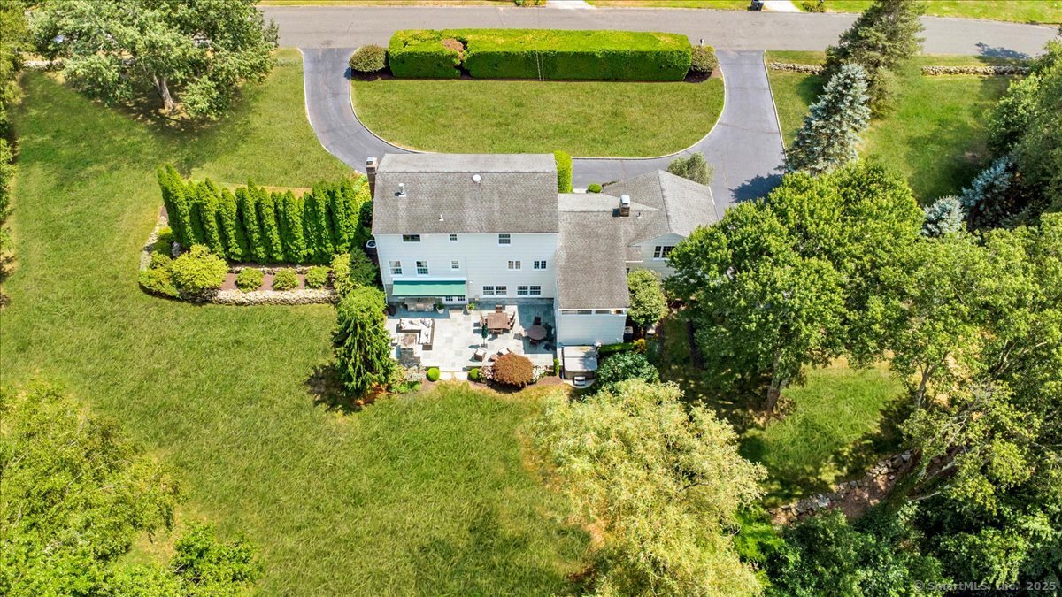 10 Laurel Drive