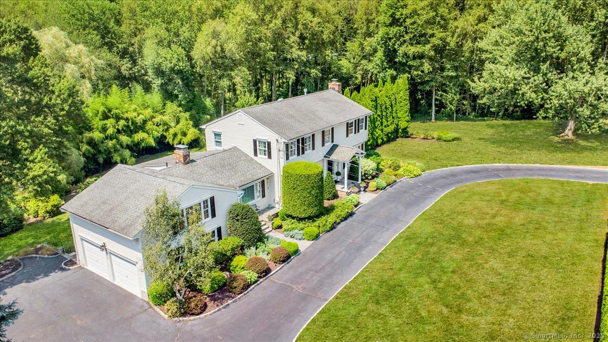 10 Laurel Drive
