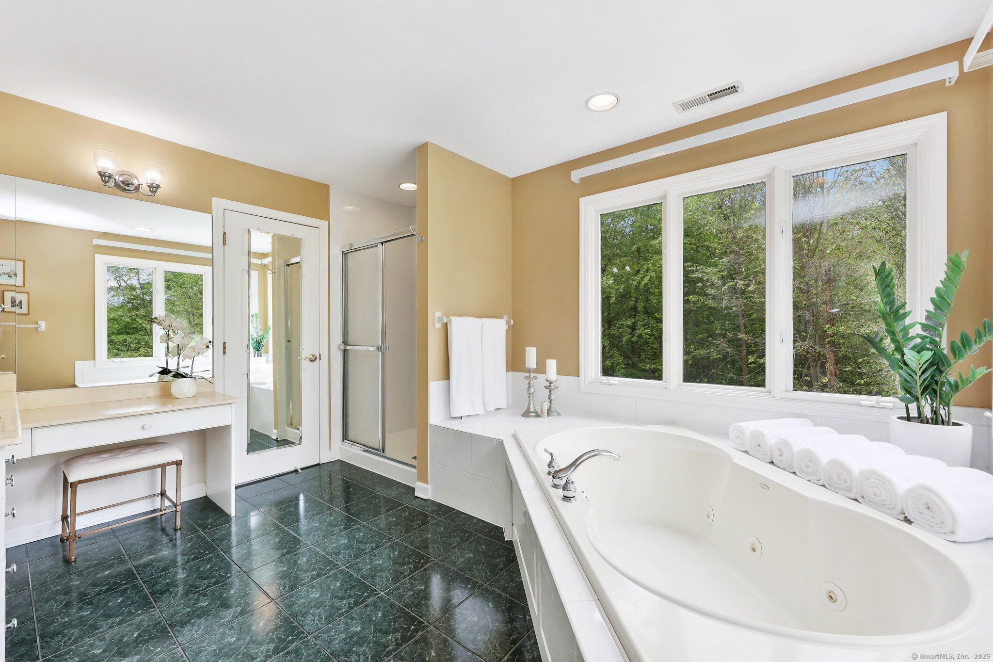 15 Golf View Drive