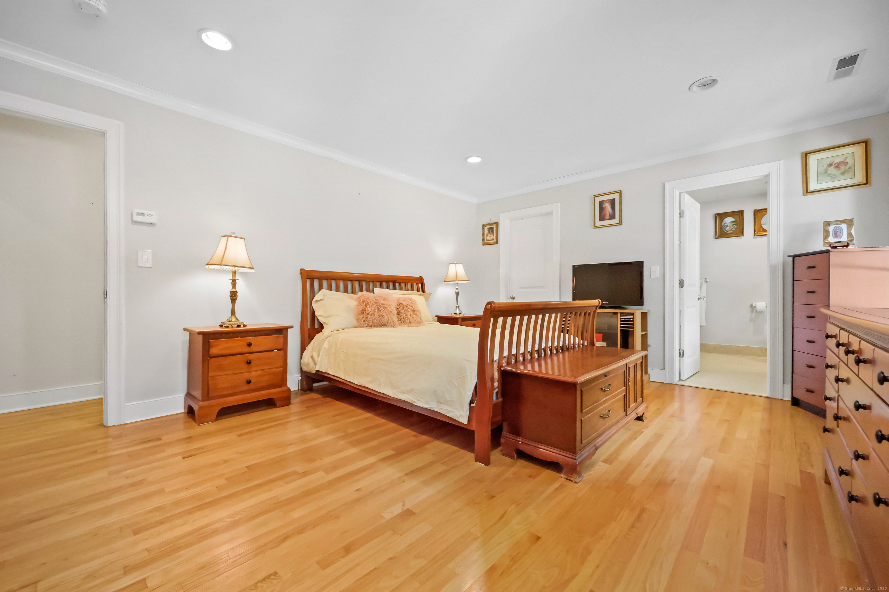 2190 Sturges Highway