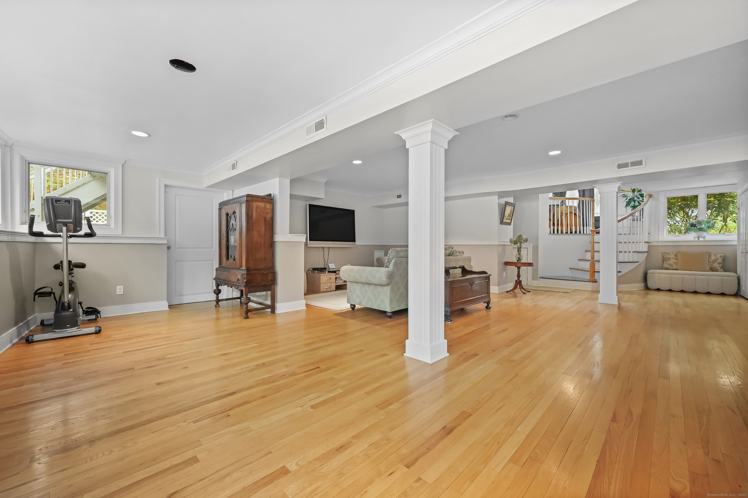 2190 Sturges Highway