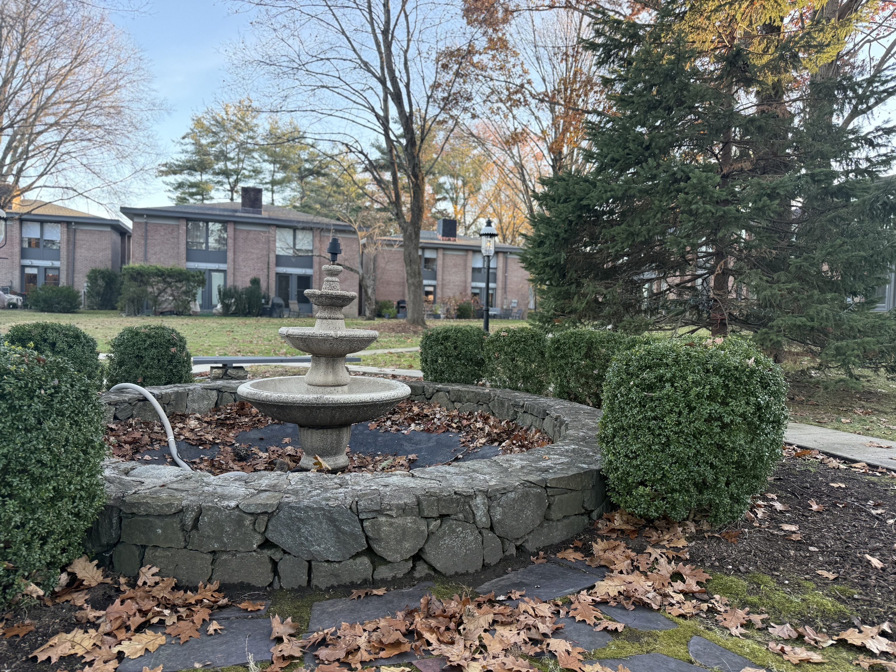 160 Fairfield Woods Road APT 35