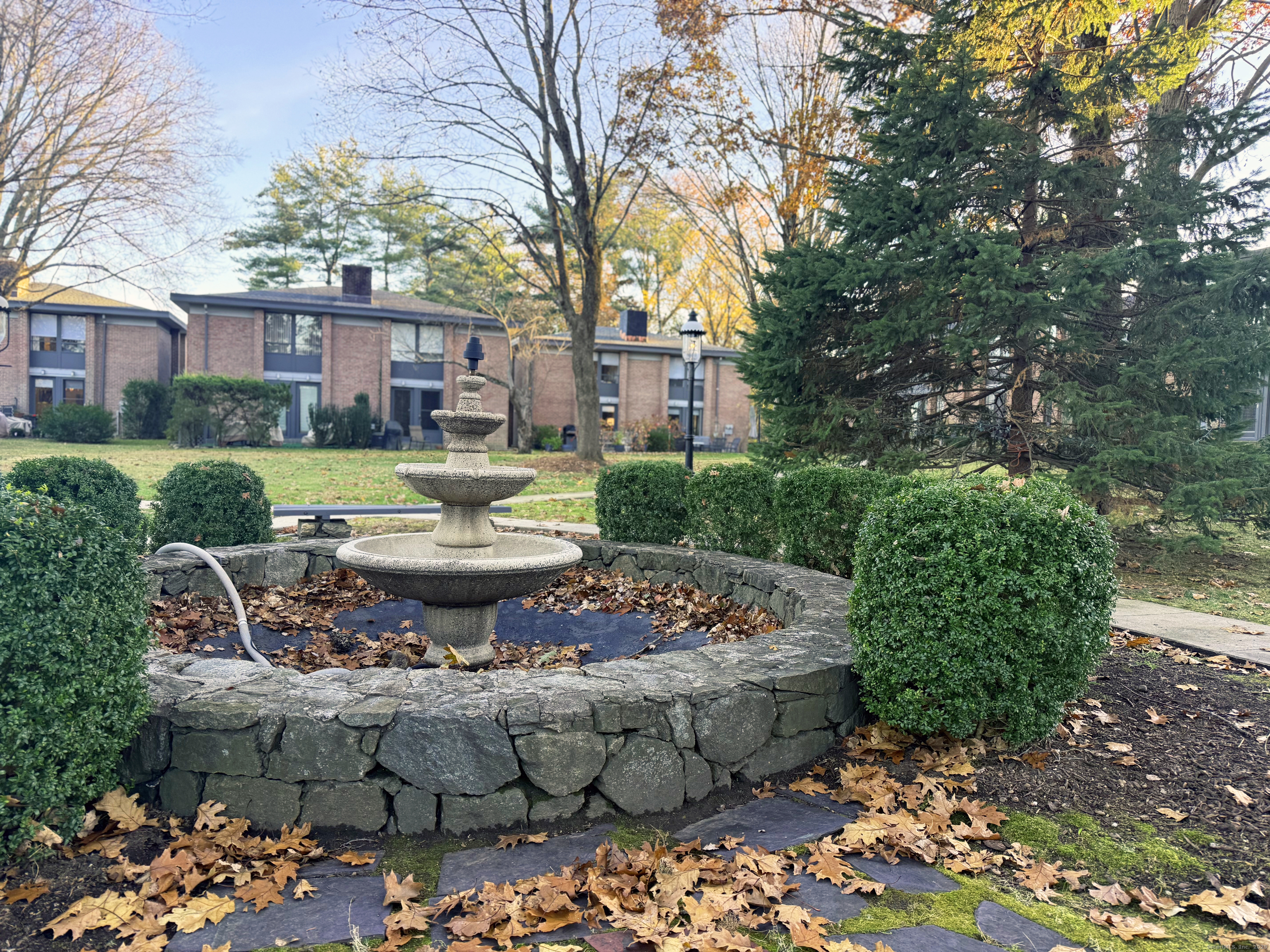 160 Fairfield Woods Road APT 35