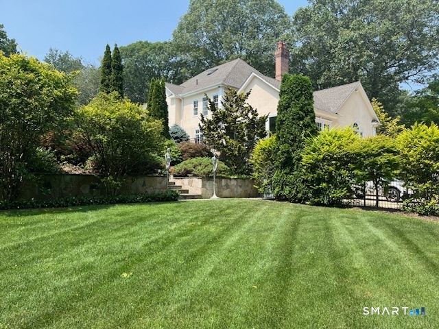 12 Fox Run Drive