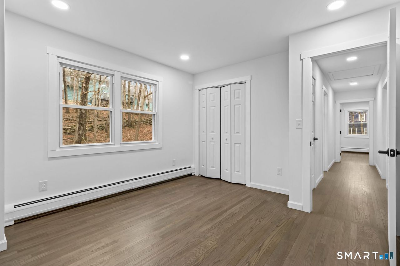 21 Field Rock Road