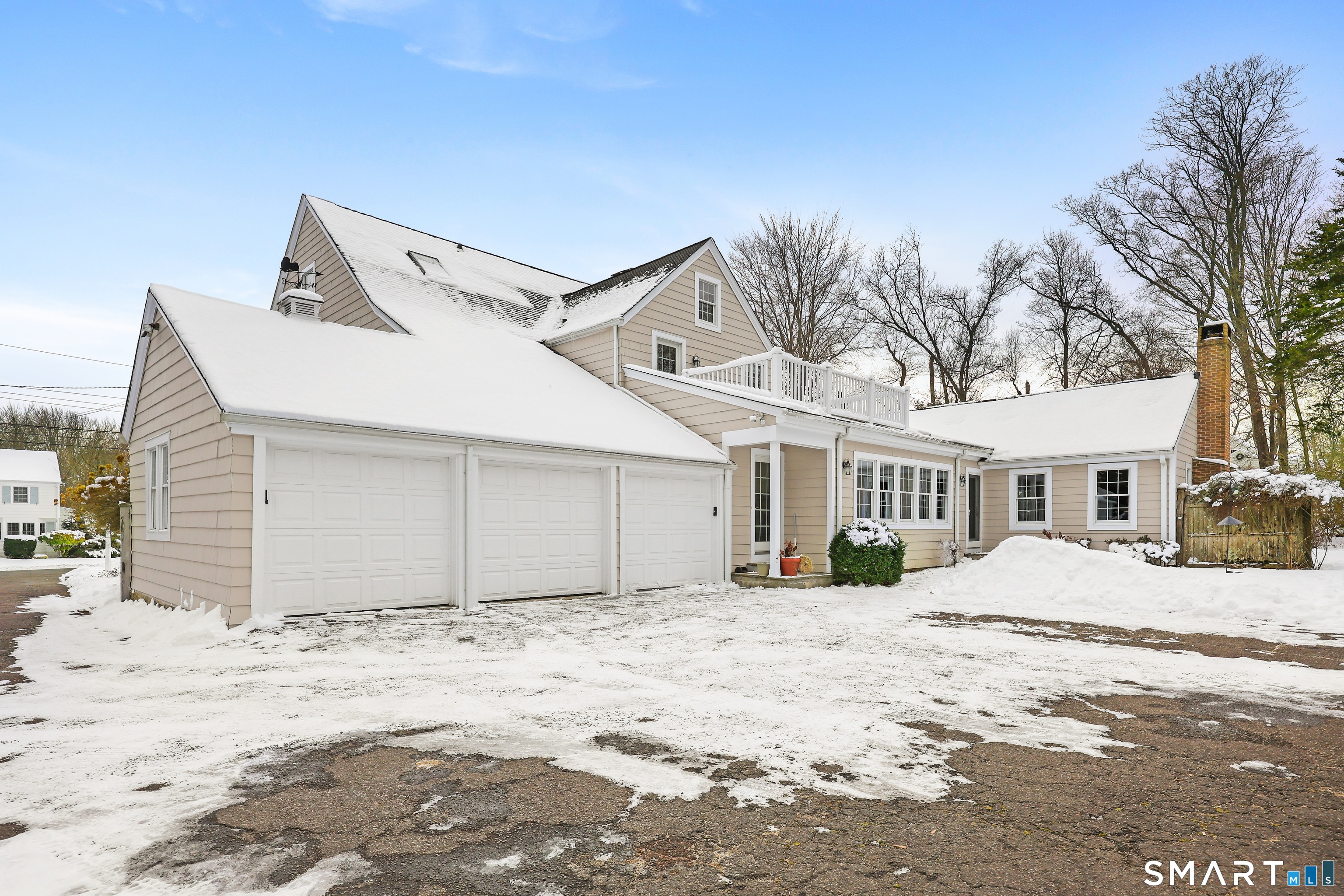 12 Ridgeway Road