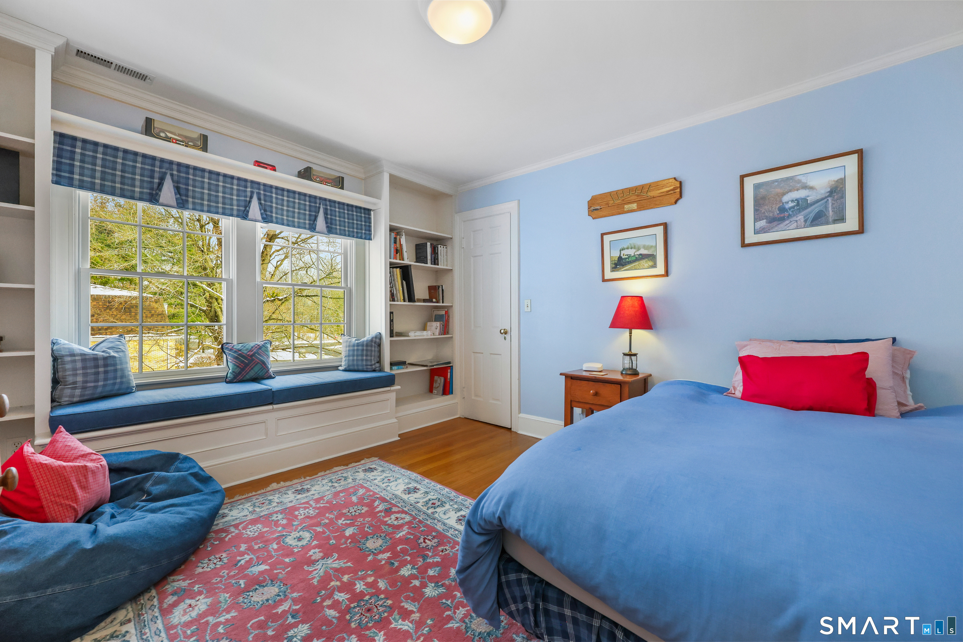 12 Ridgeway Road