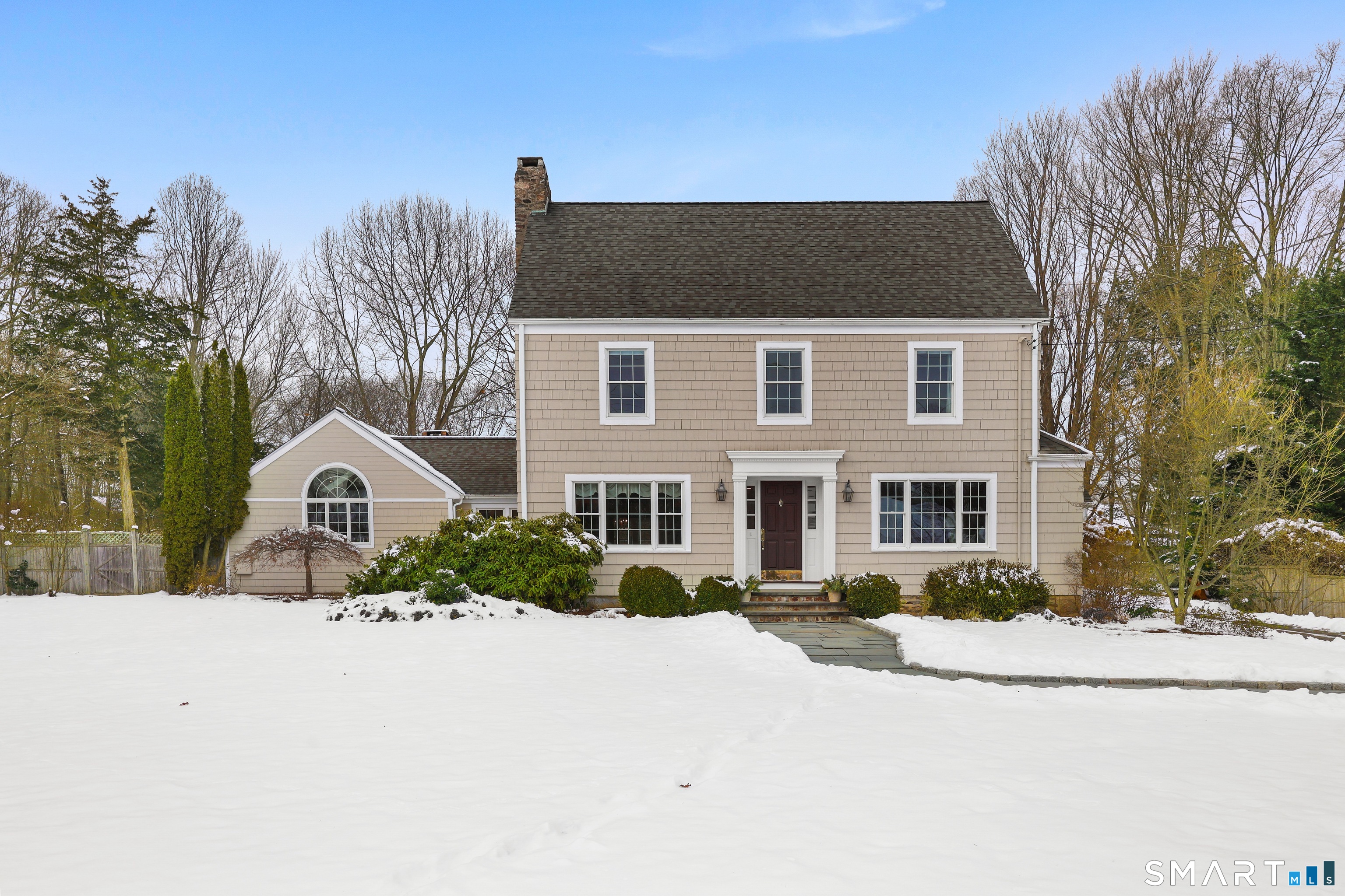 12 Ridgeway Road