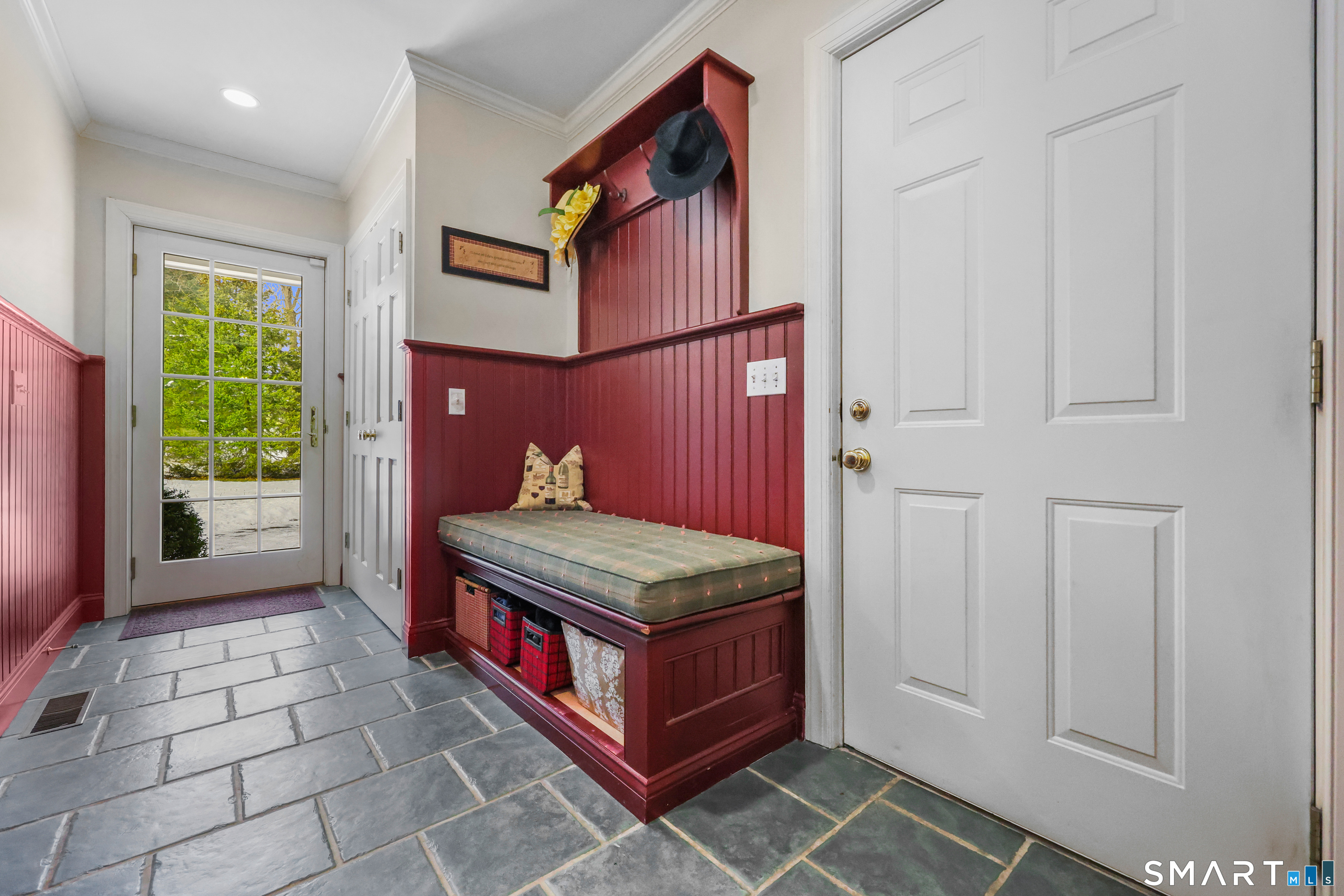 12 Ridgeway Road