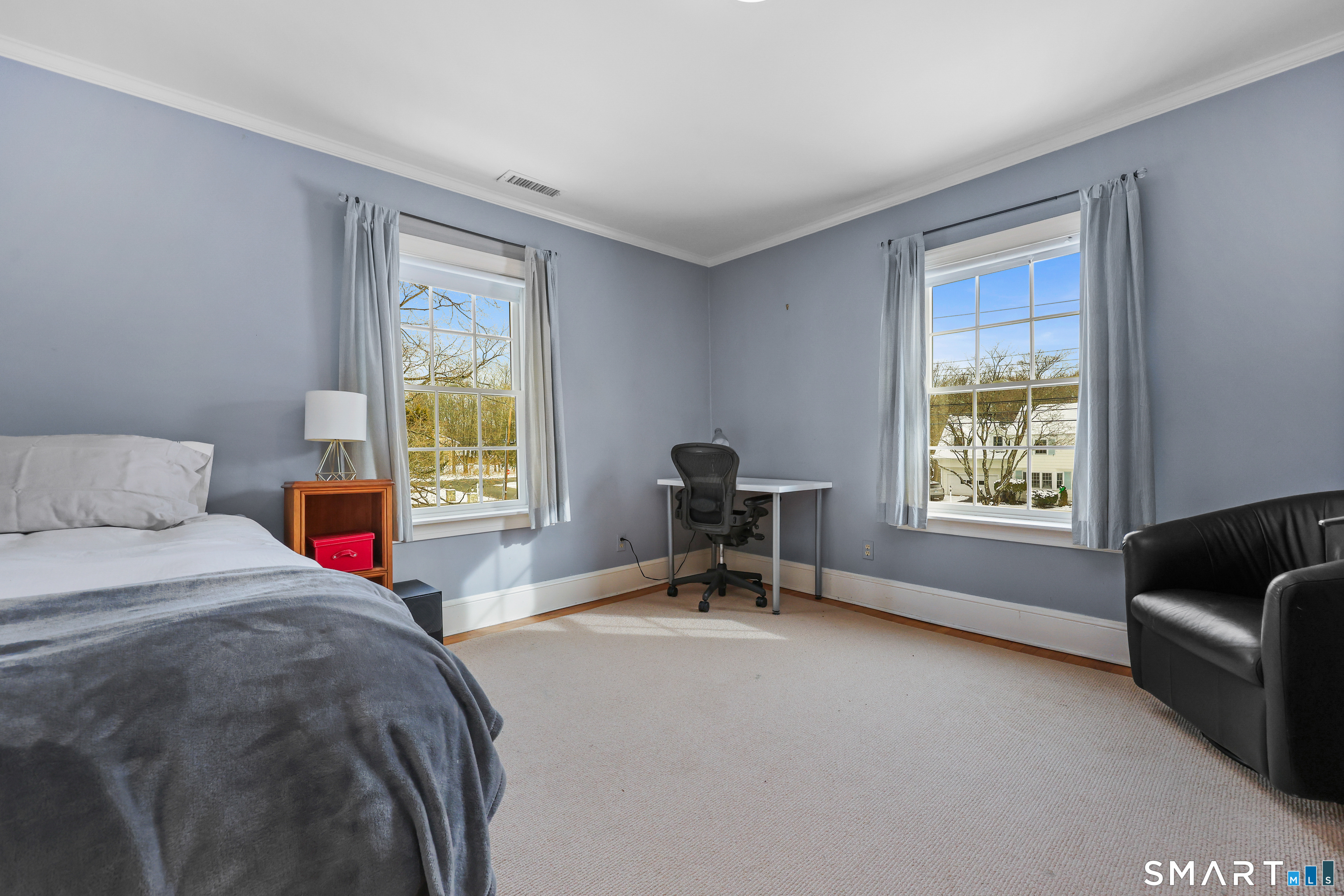 12 Ridgeway Road