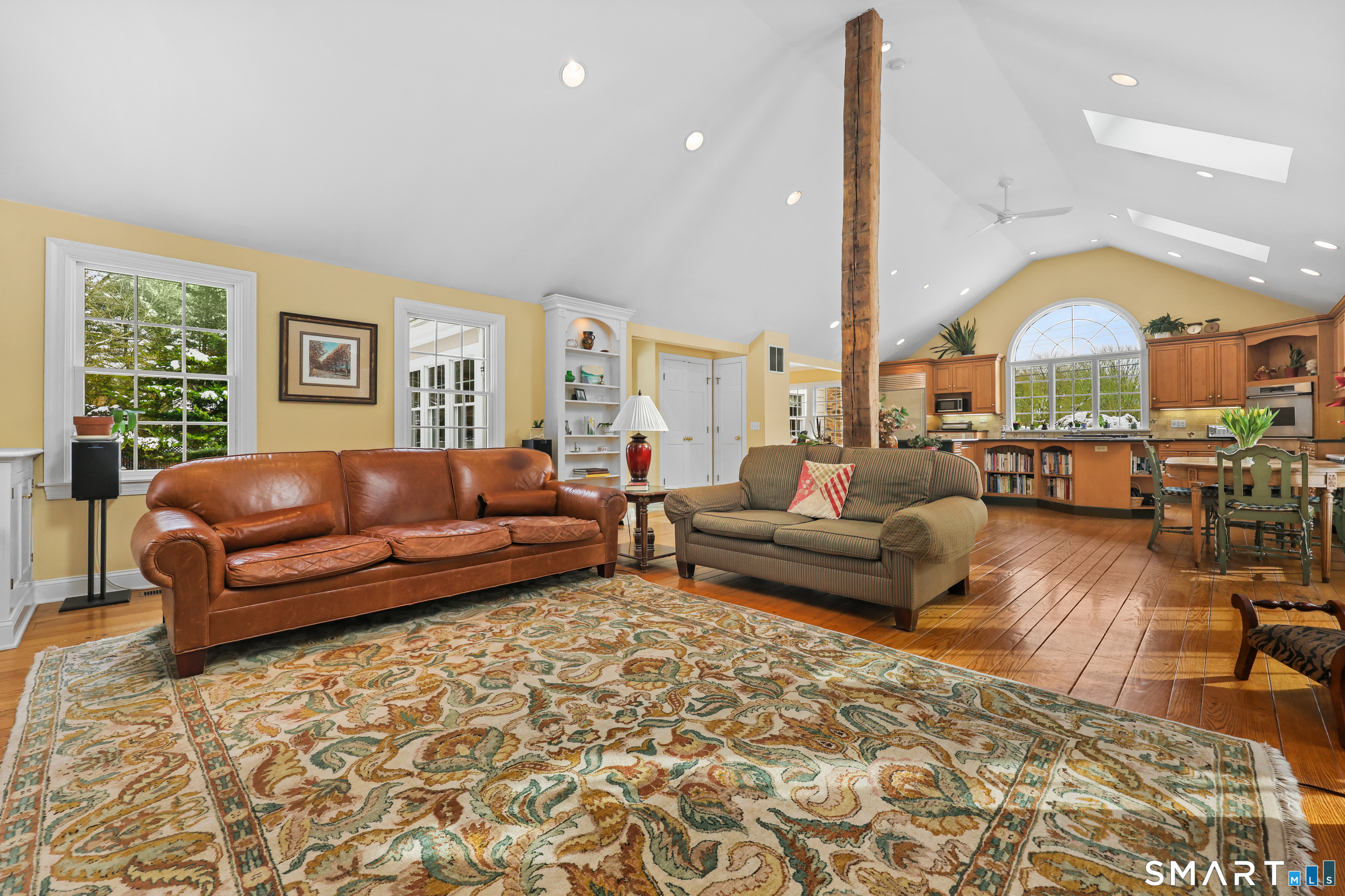 12 Ridgeway Road