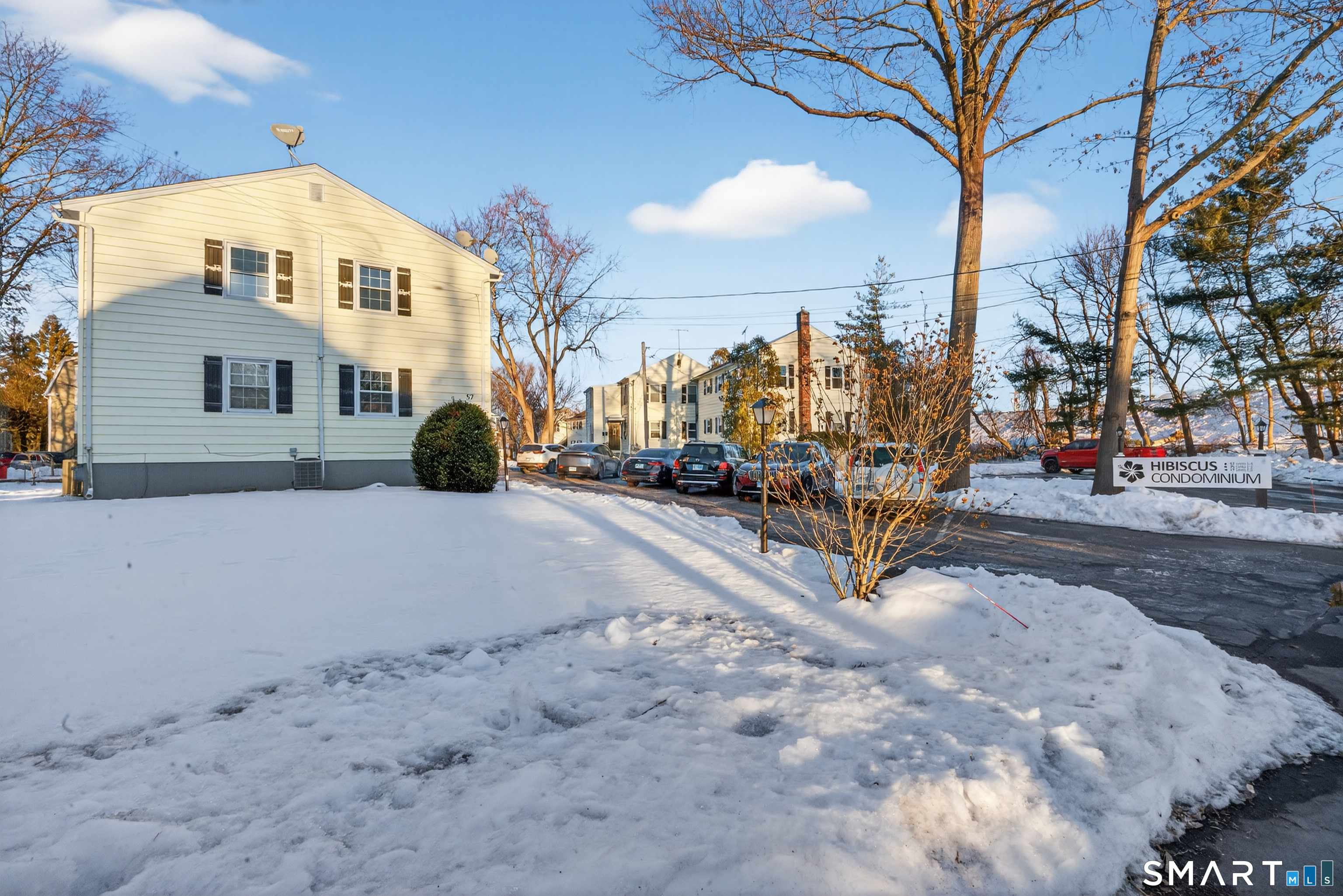 57 Hibiscus Street APT 1