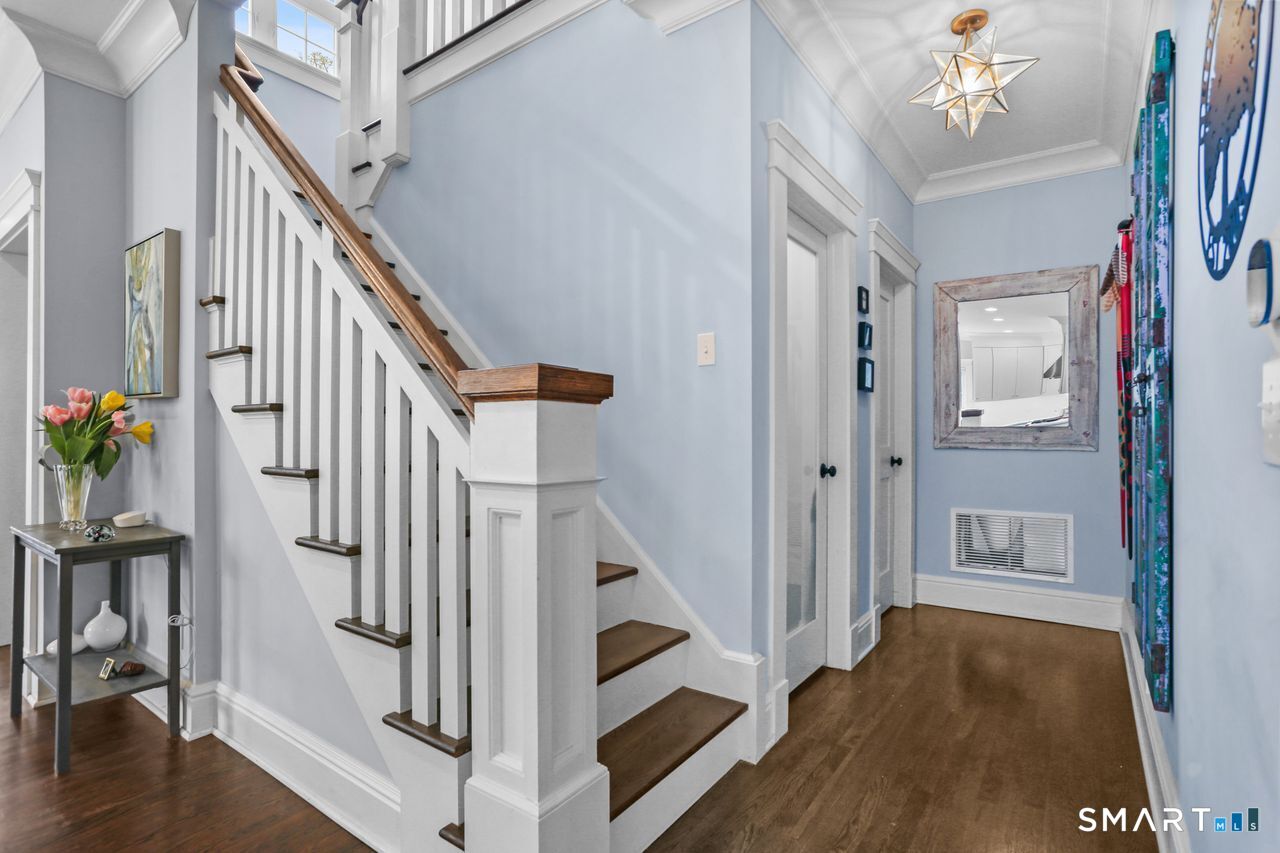 211 Lloyd Drive