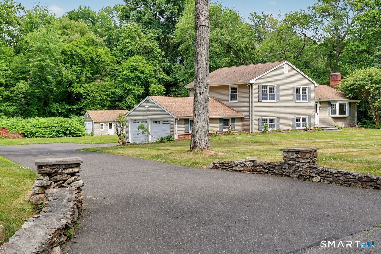 65 Gate Ridge Road