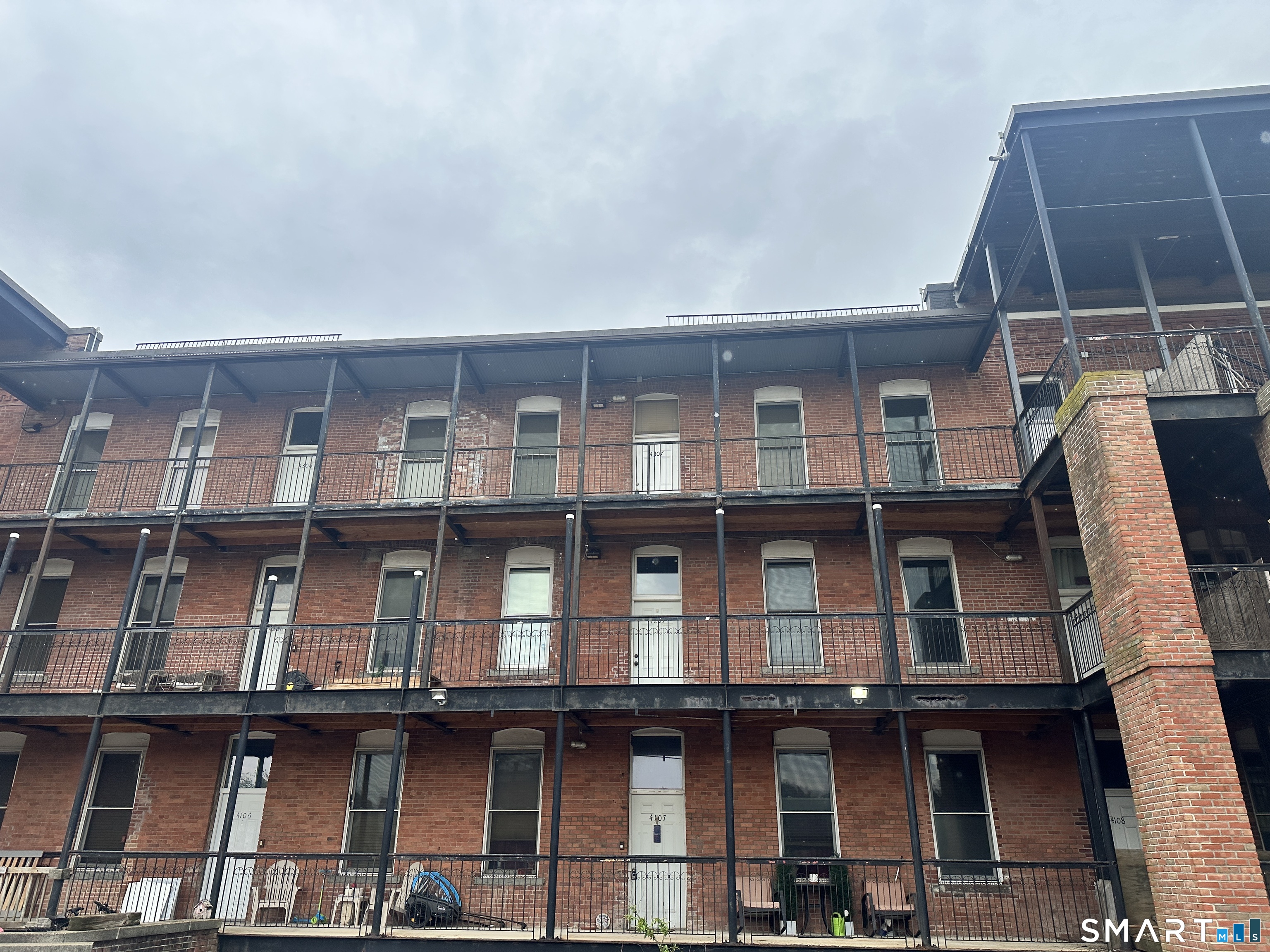 325 Lafayette Street 4307