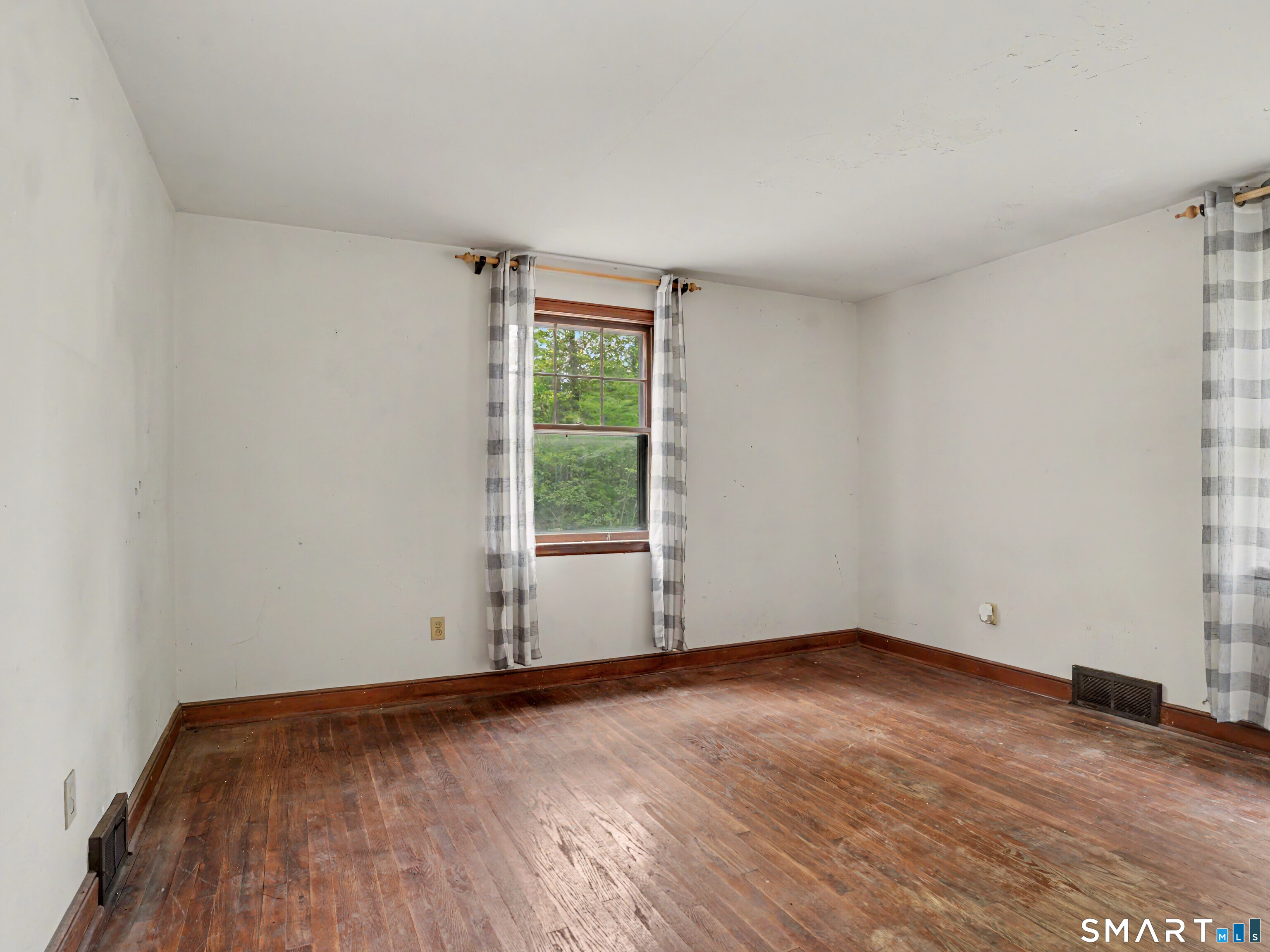 230 Westport Road