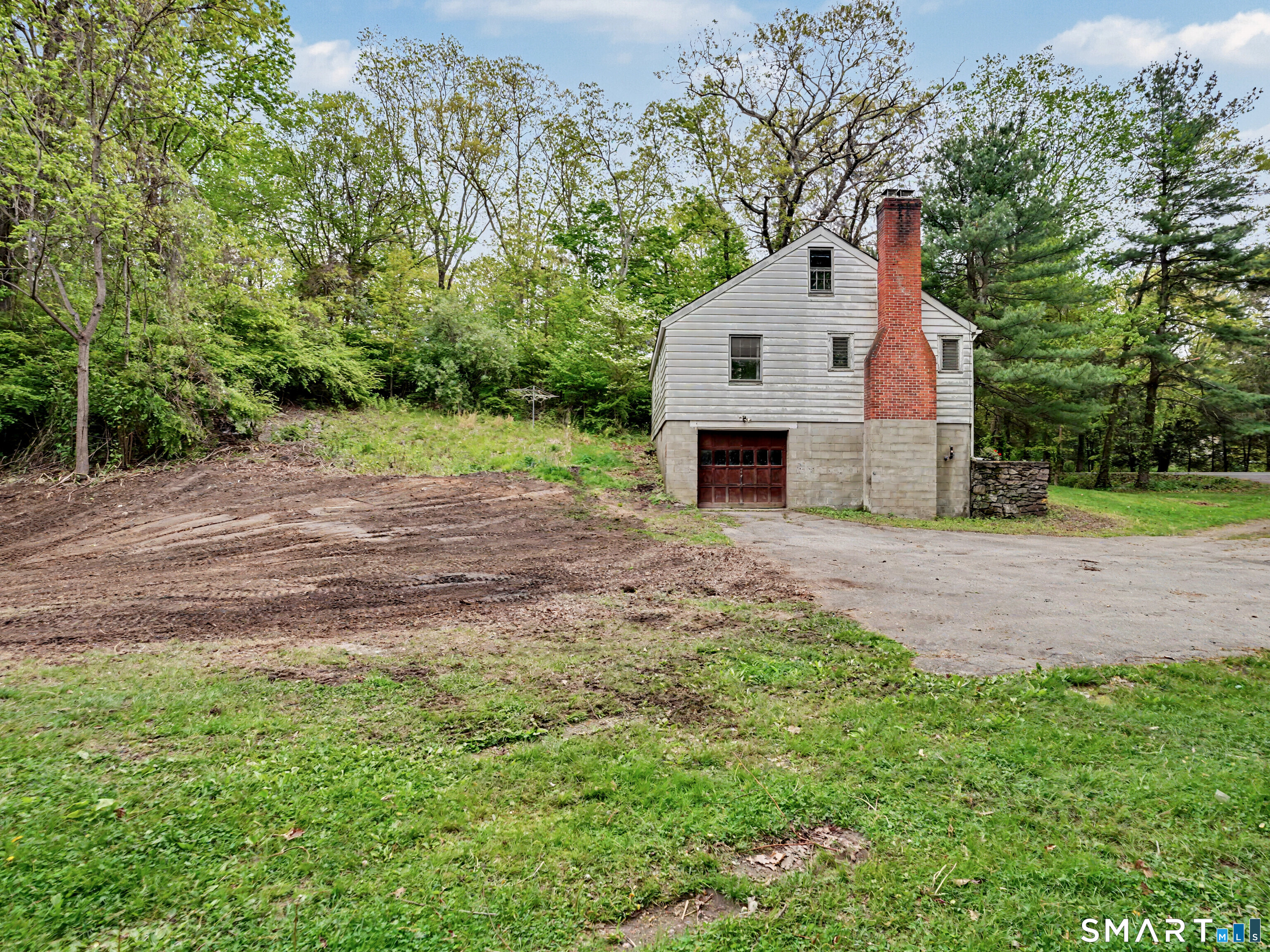 230 Westport Road