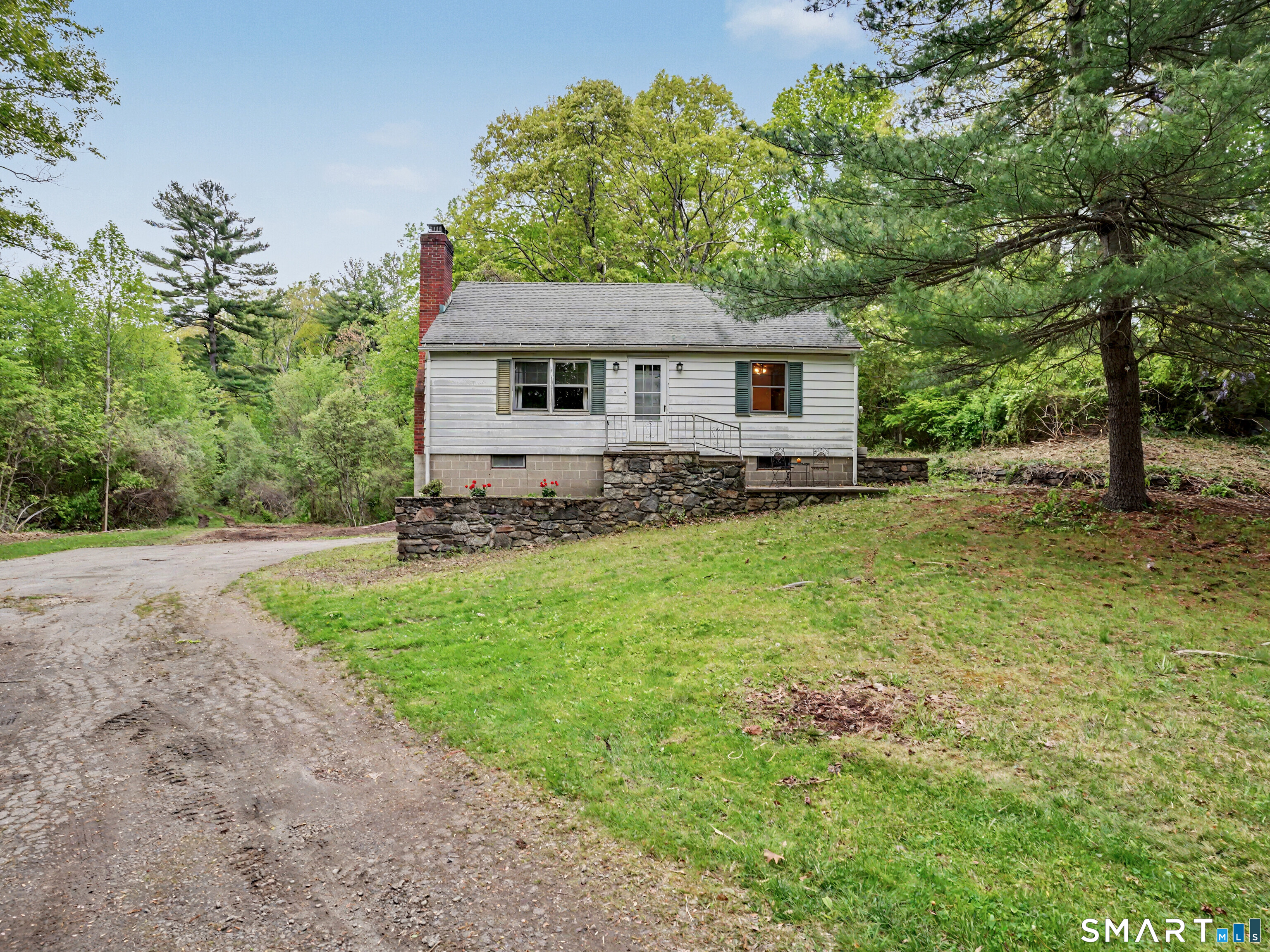 230 Westport Road