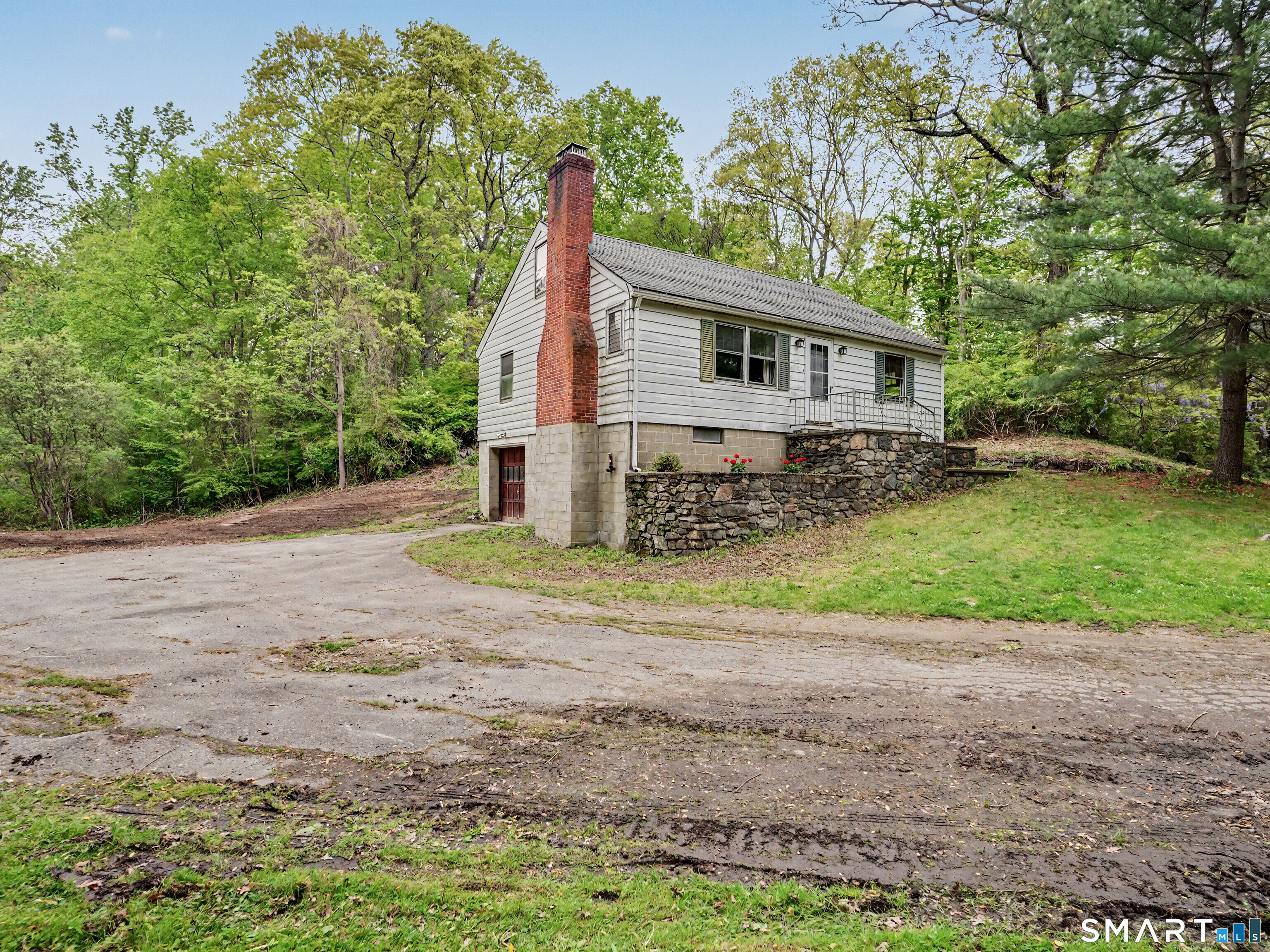 230 Westport Road