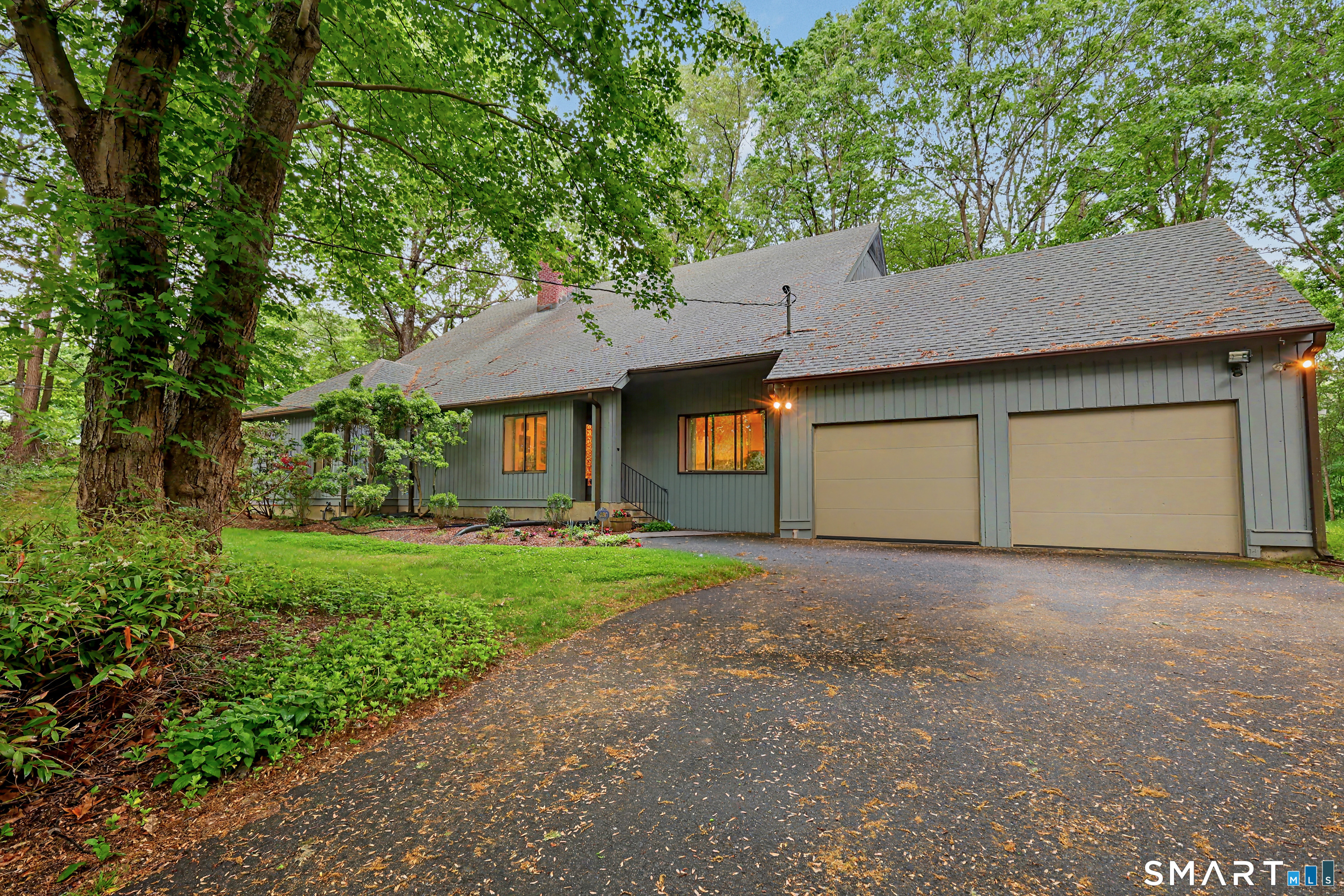 110 Wedgewood Drive