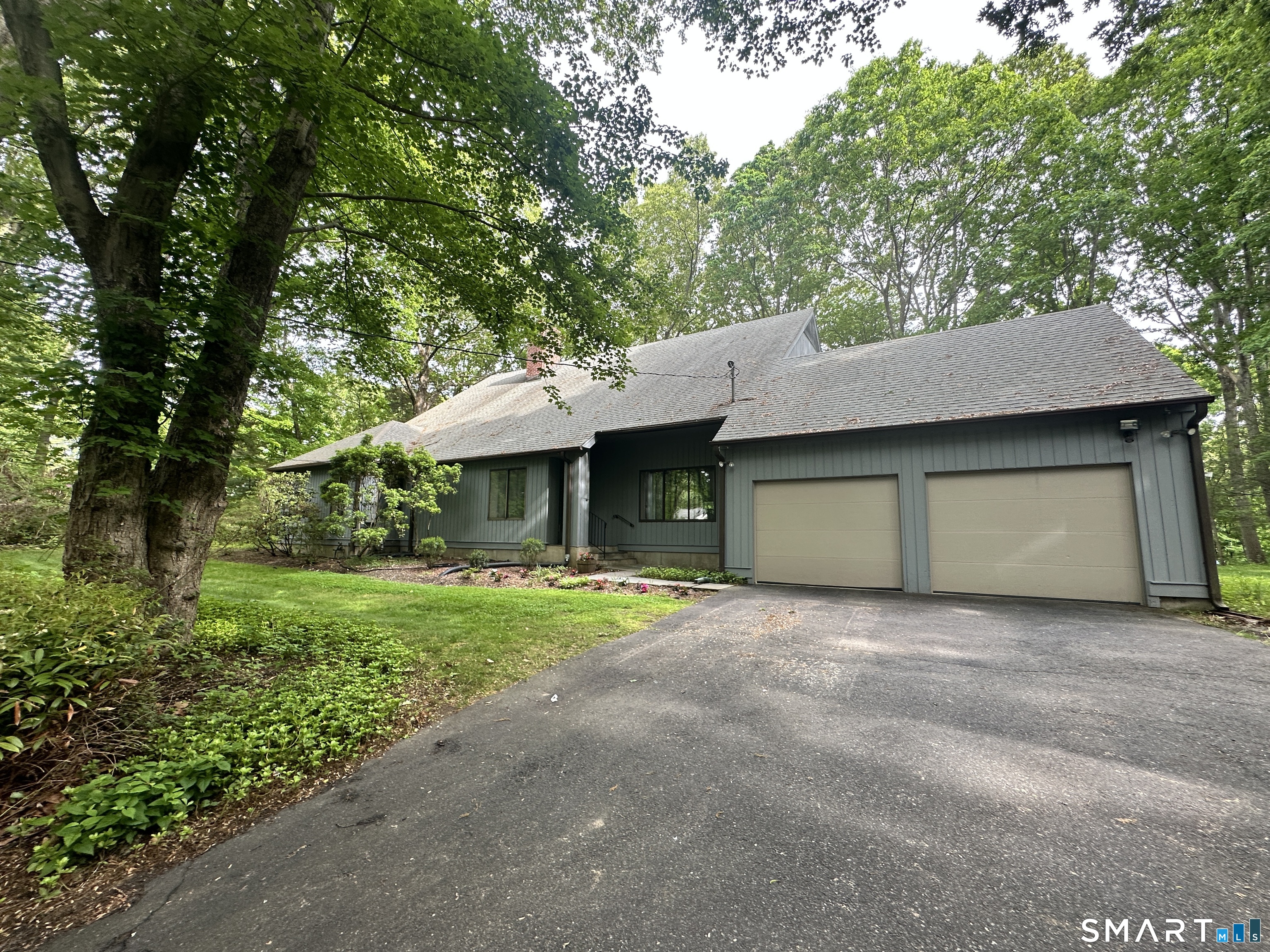 110 Wedgewood Drive