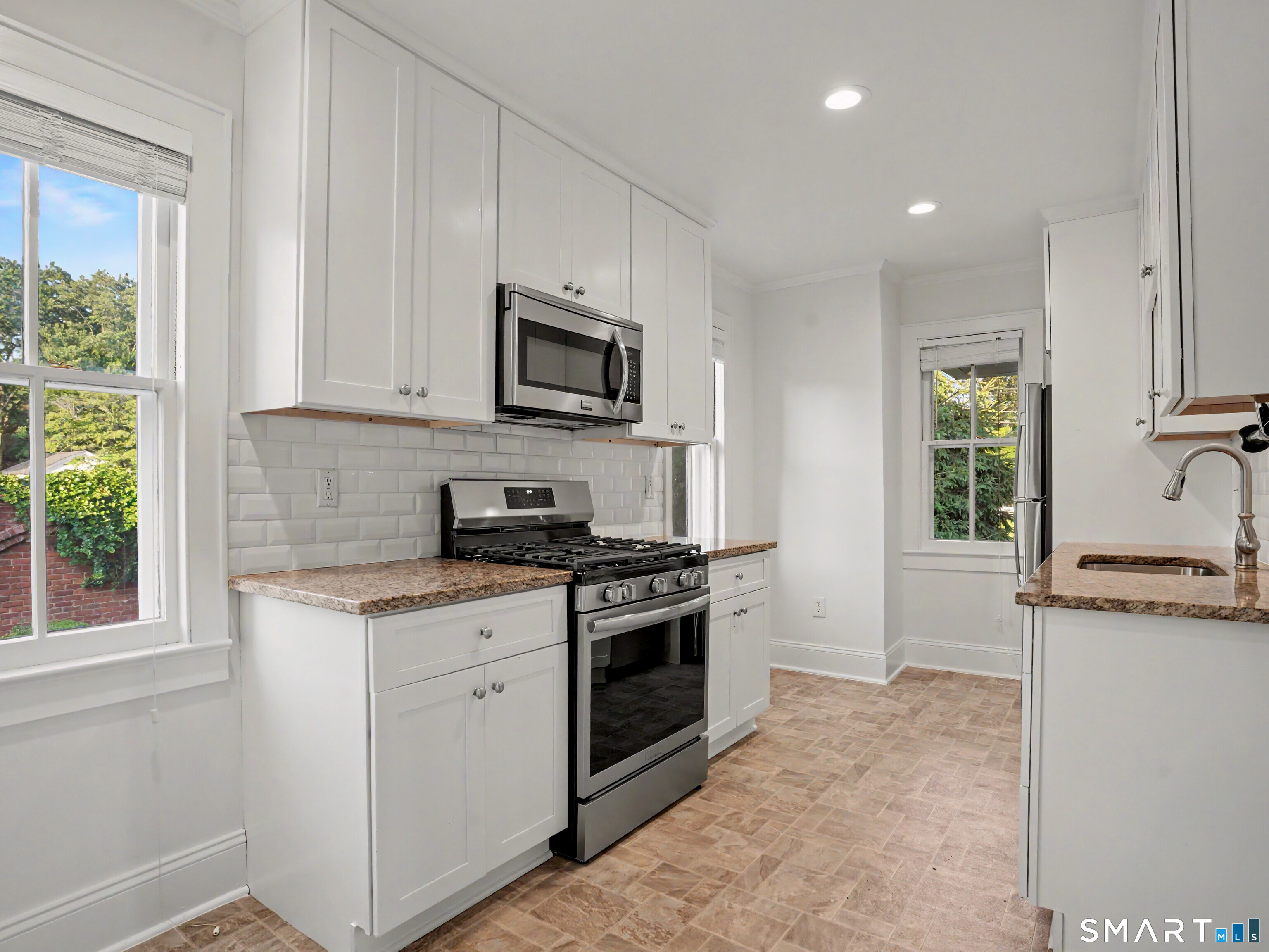 38 West Morgan Avenue