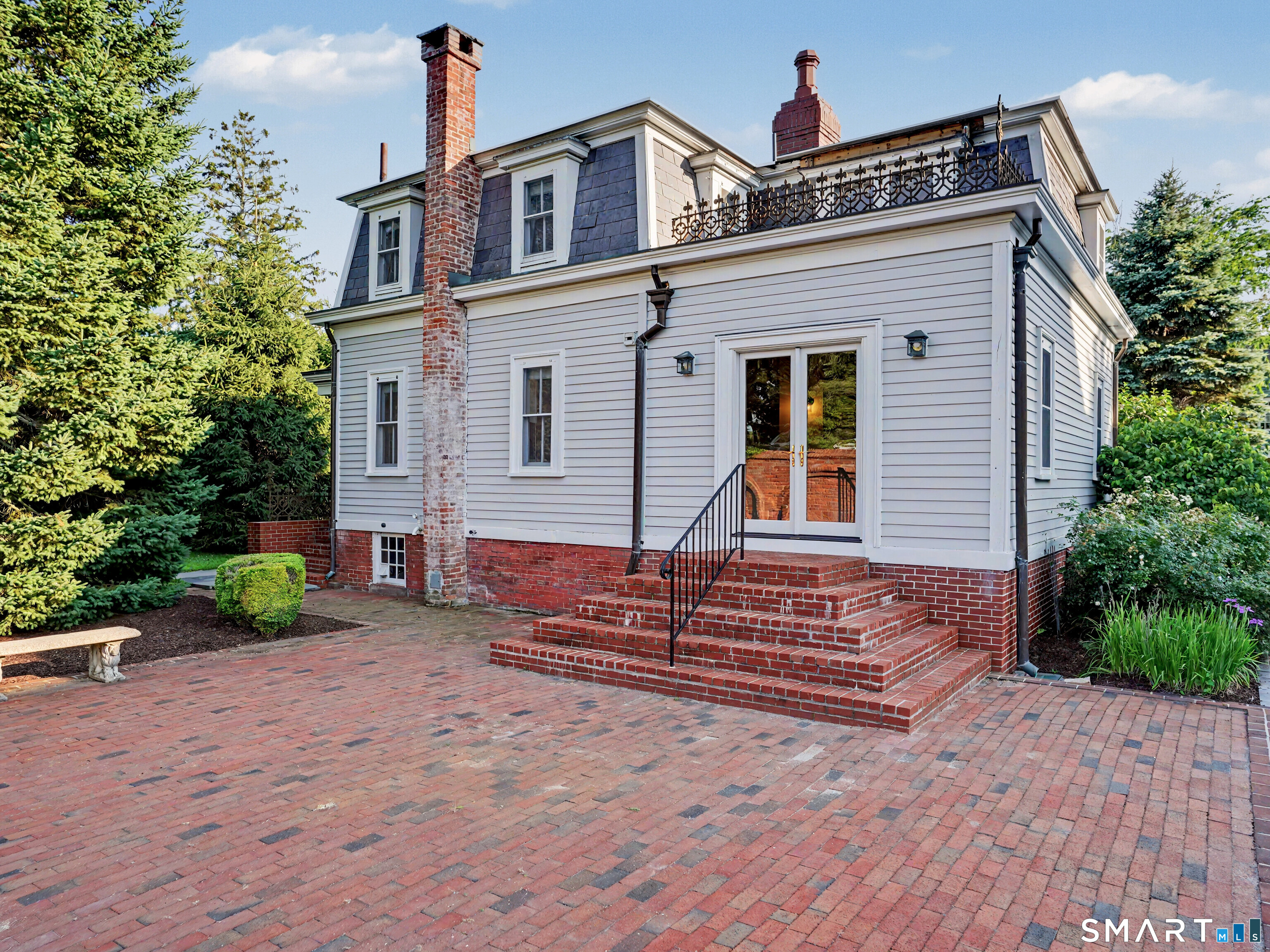 38 West Morgan Avenue