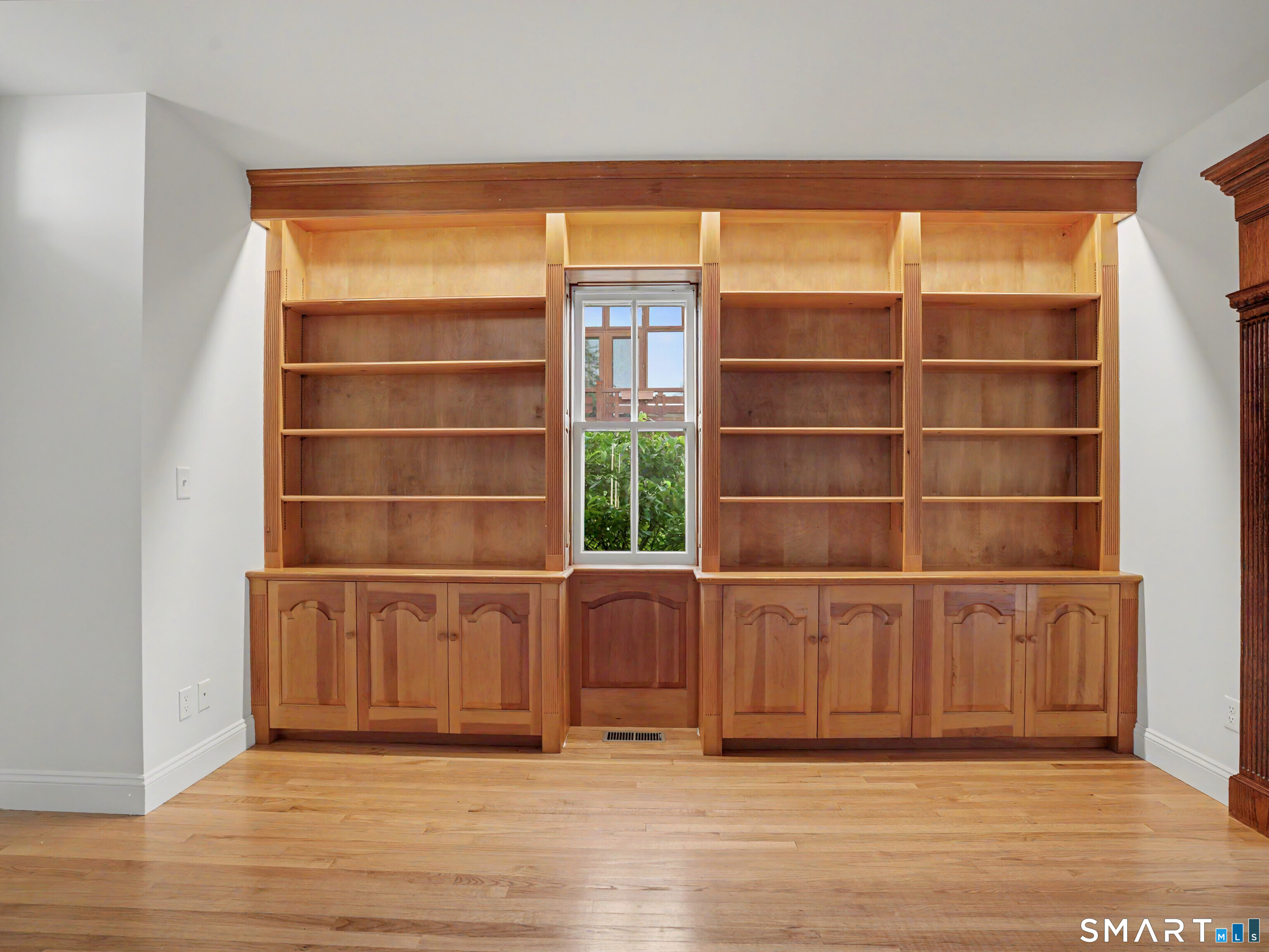 38 West Morgan Avenue