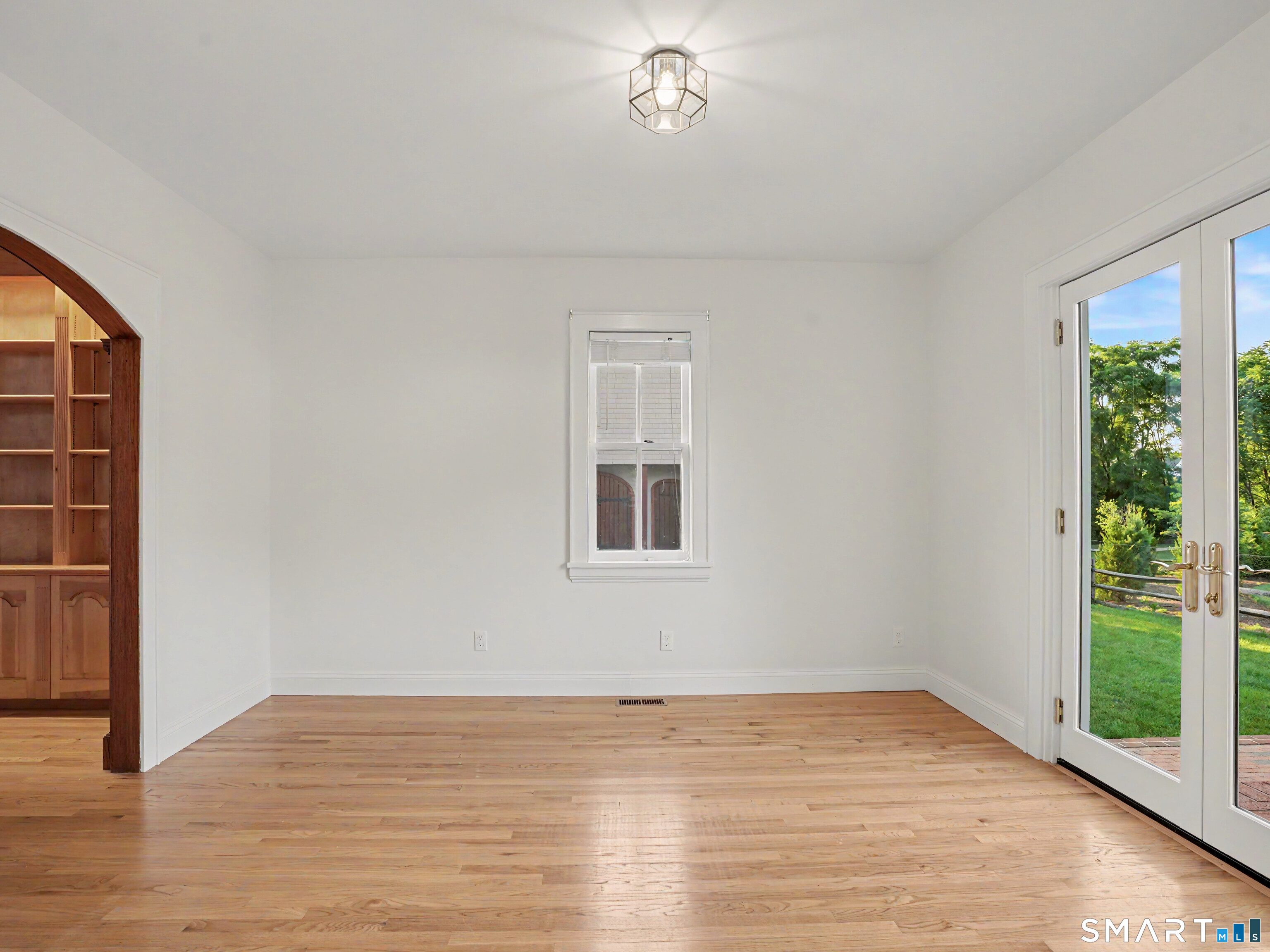38 West Morgan Avenue