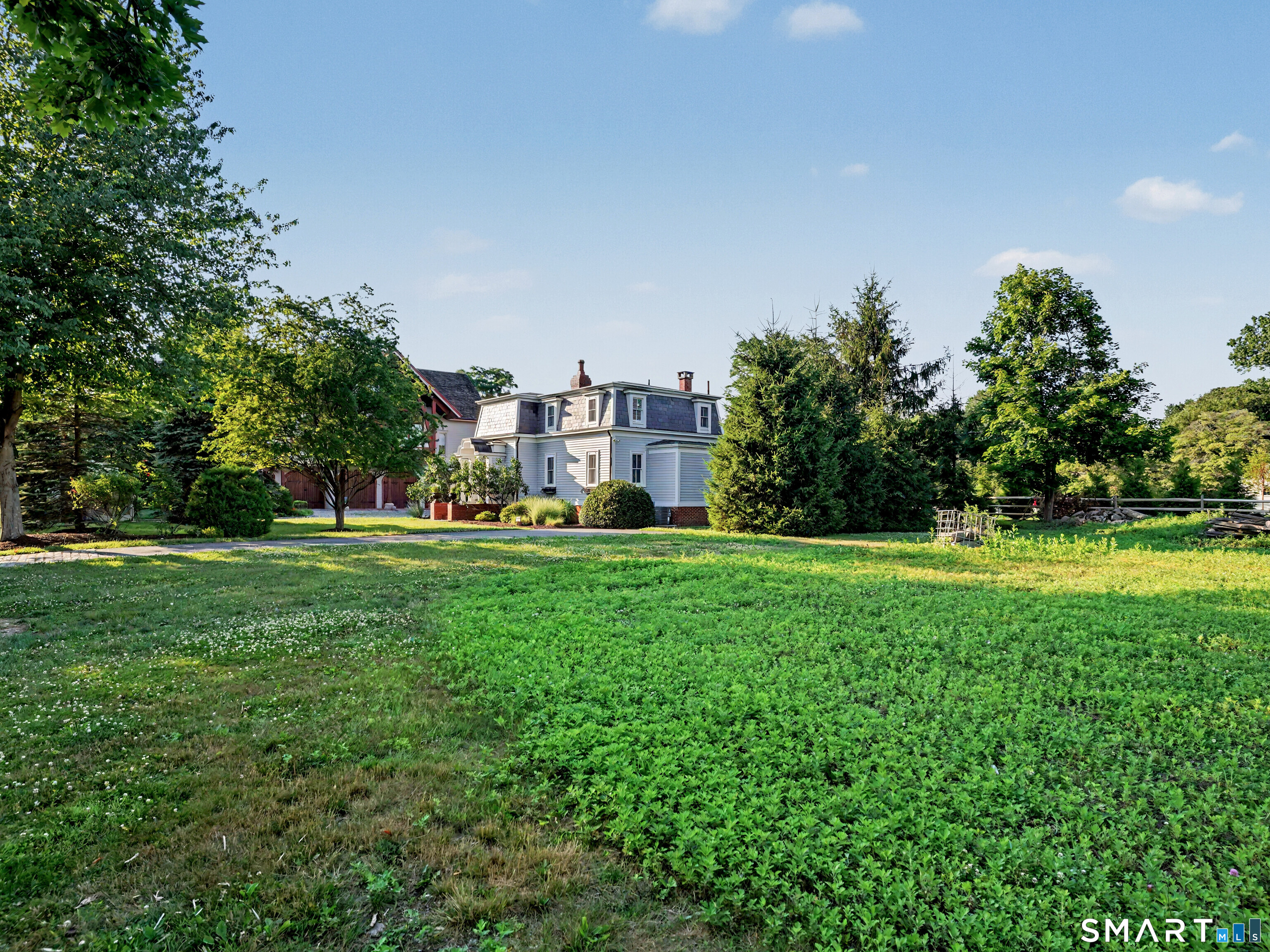 38 West Morgan Avenue