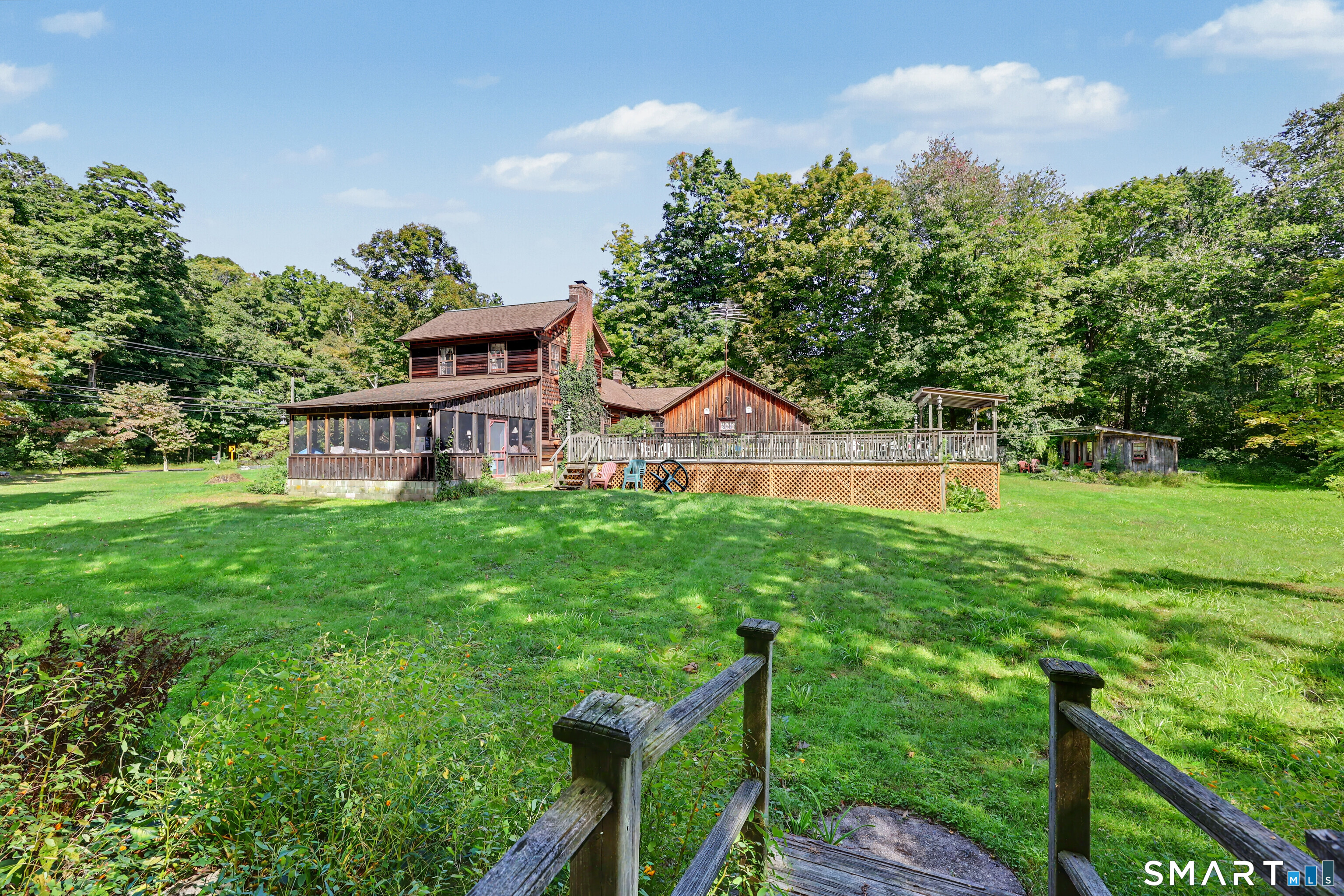 393 Center Road