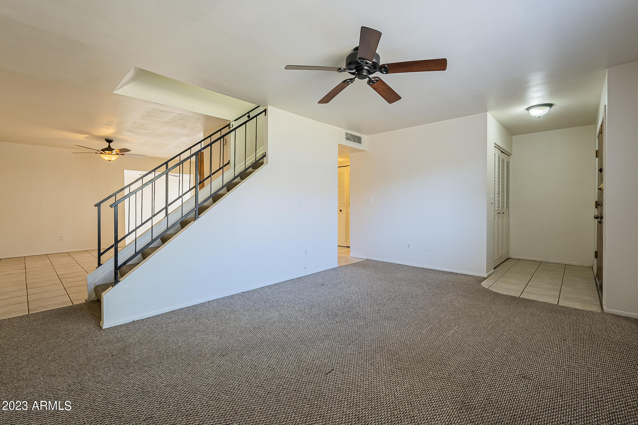 1919 W HAZELWOOD Parkway