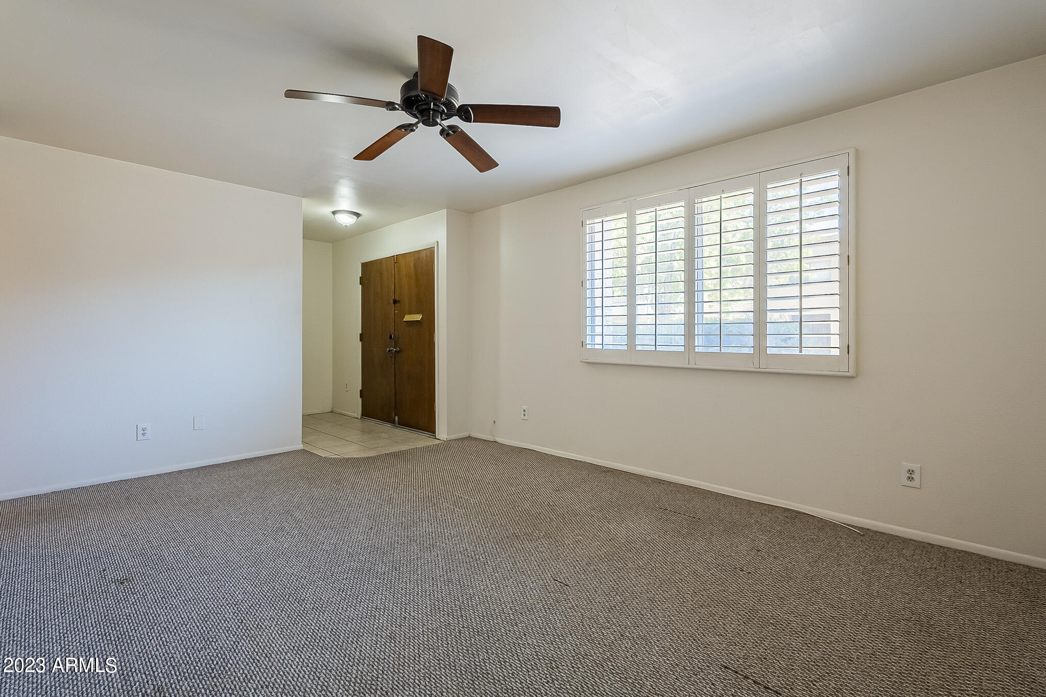 1919 W HAZELWOOD Parkway