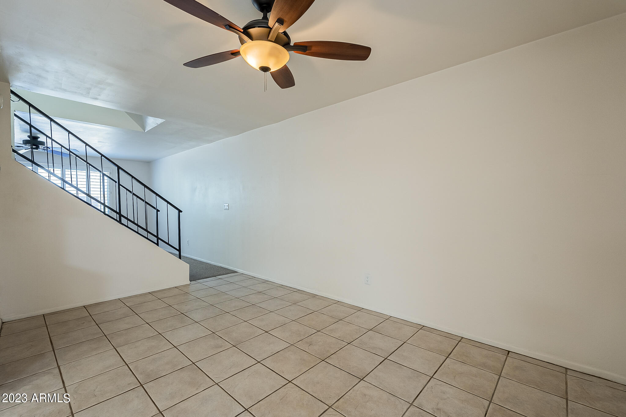 1919 W HAZELWOOD Parkway