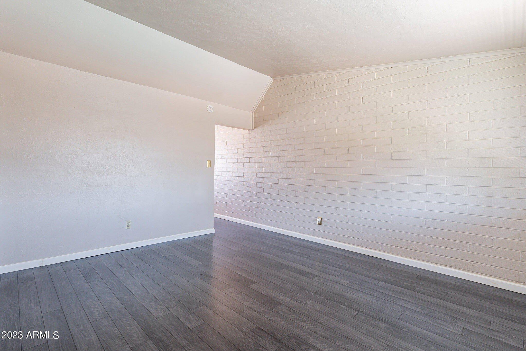 1908 W BERRIDGE Lane # 9