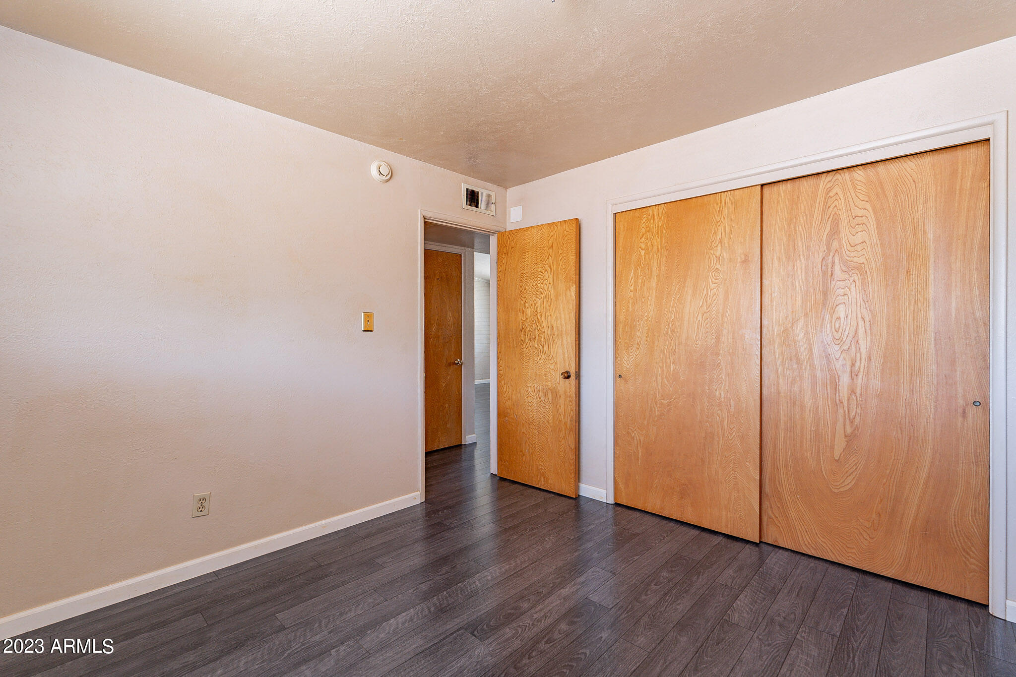 1908 W BERRIDGE Lane # 9