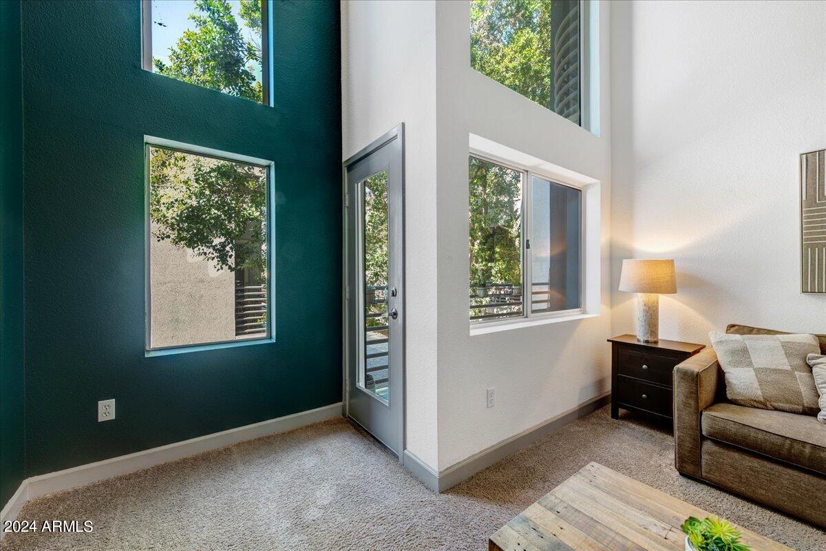 3633 N 3RD Avenue # 2064