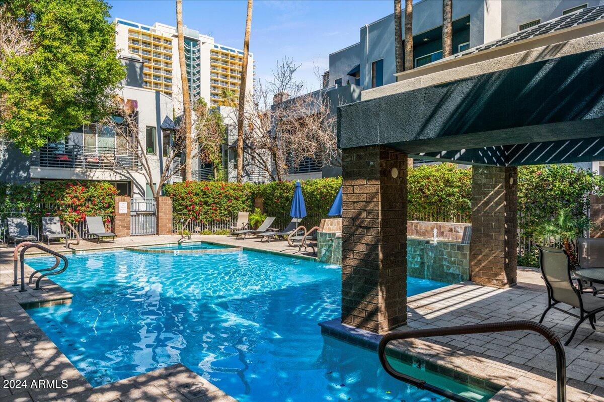 3633 N 3RD Avenue # 2064