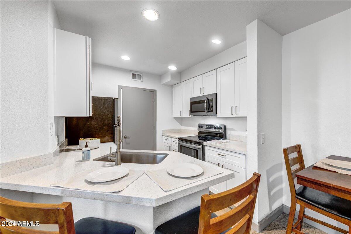 3633 N 3RD Avenue # 2064