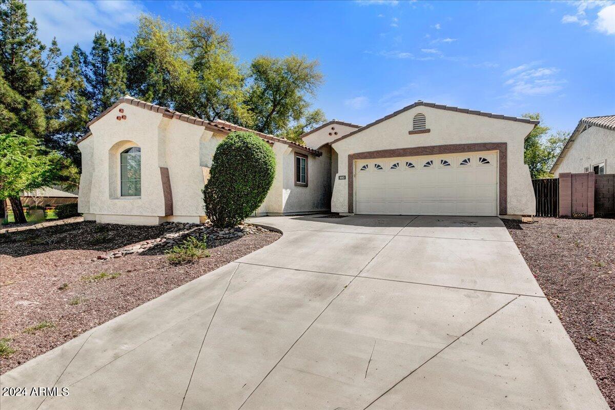 2023 W CARSON Road