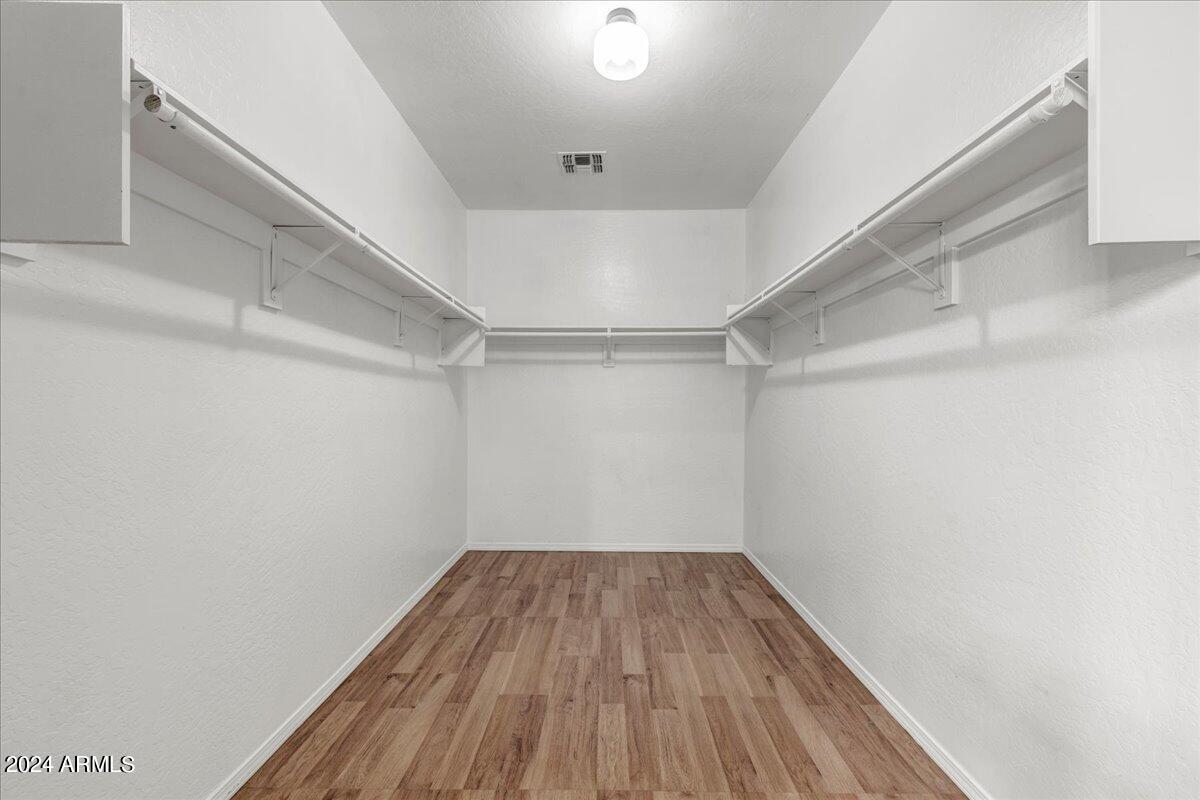 2023 W CARSON Road